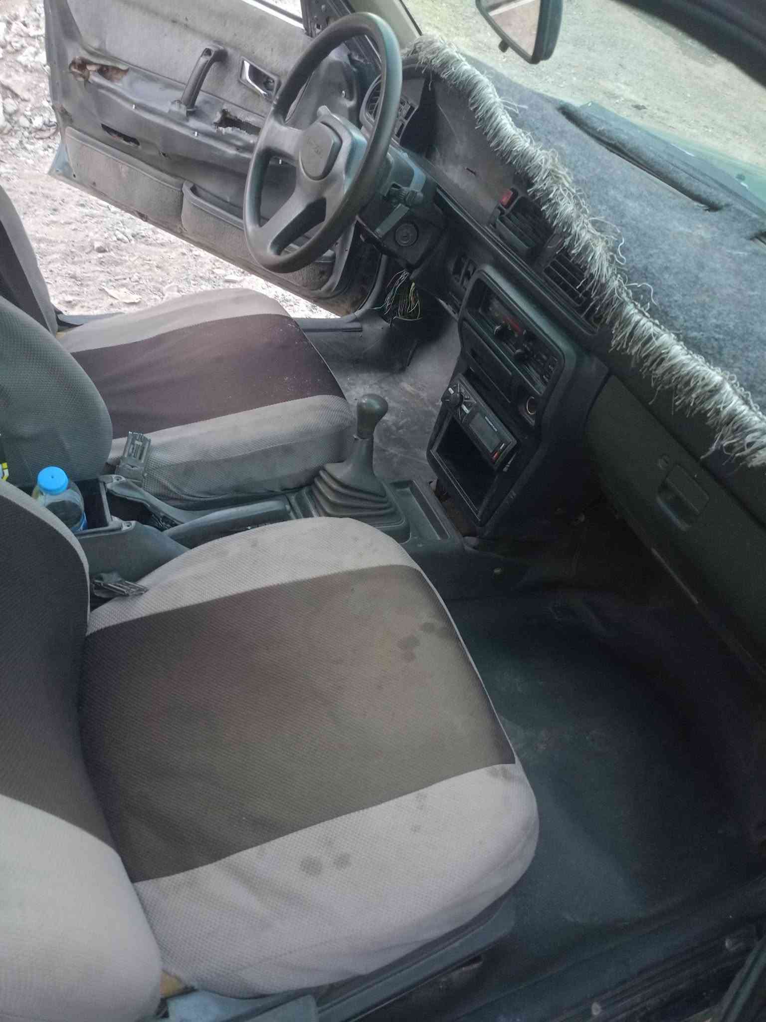مازدا للبيع موديل 91 كاربون ما مسجله سياره مسبوقه جماليه طخم جديد وايرمنيه كره شغاله محرك نظيف سياره كلها شرط سياره تبريد تبريد عاطل شرط تحويل سعر 18 مكان الموصل حي القاهره وبيها مجال مكلف بالنشر ***********
