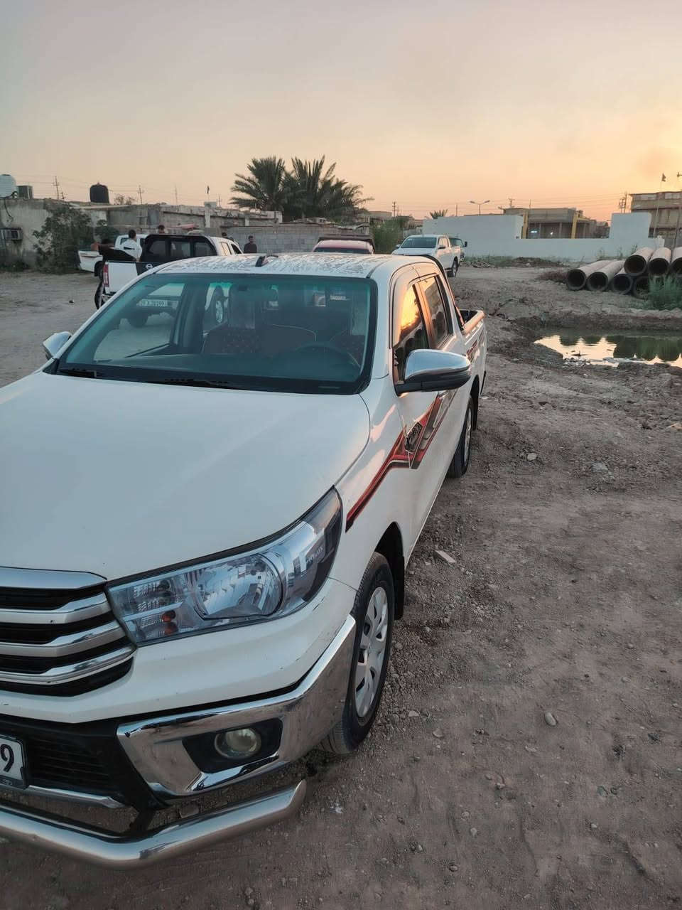 السلام عليك بيكم هايلوكس 2019مكينه كاز مفتوح ابلاد سنويه ل2029 سياره كفاله بيهه بس باب مصلح مامفتوح مكينه وكير كفاله كير عادي السعر 168 وبيهه مجال لشراي العنوان البصرة قضاء الدير رقمي *********** واتساب موجود اتصال موجود
