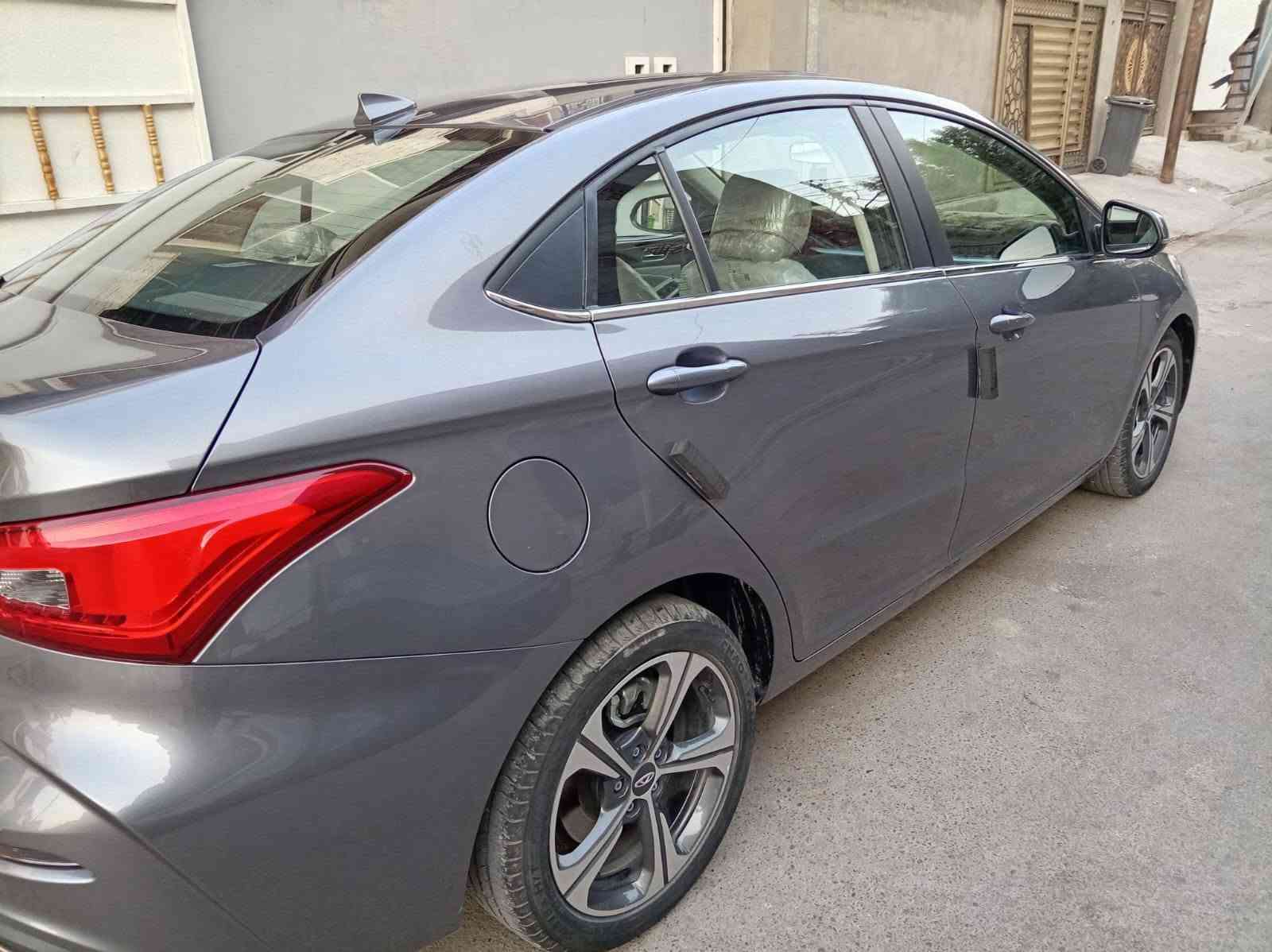 🚘 شيري أريزو موديل 2024 للبيع

📍 بغداد – حرة باسمي
🔹 السيارة كفالة عامة باستثناء تعديل بادر في باني وباردة باتكمة مساحه صغيره 
🔹 ماشية: 17 ألف كم
🔹 فول مواصفات
🔹 تحكم ستير
🔹 شاشة
🔹 مقعد سائق كهربائي
🔹فتحت سقف 
🔹داخل لونين اسود وبيجي 
🔹 لم تمضِ عليها 8 أشهر من خروجها من الشركة
🔹 السيارة بحالة ممتازة

💰 السعر: 105 ورقة وبي مجال 

📞 رقم الهاتف: ***********
📍 العنوان: بغداد – حي الجهاد
