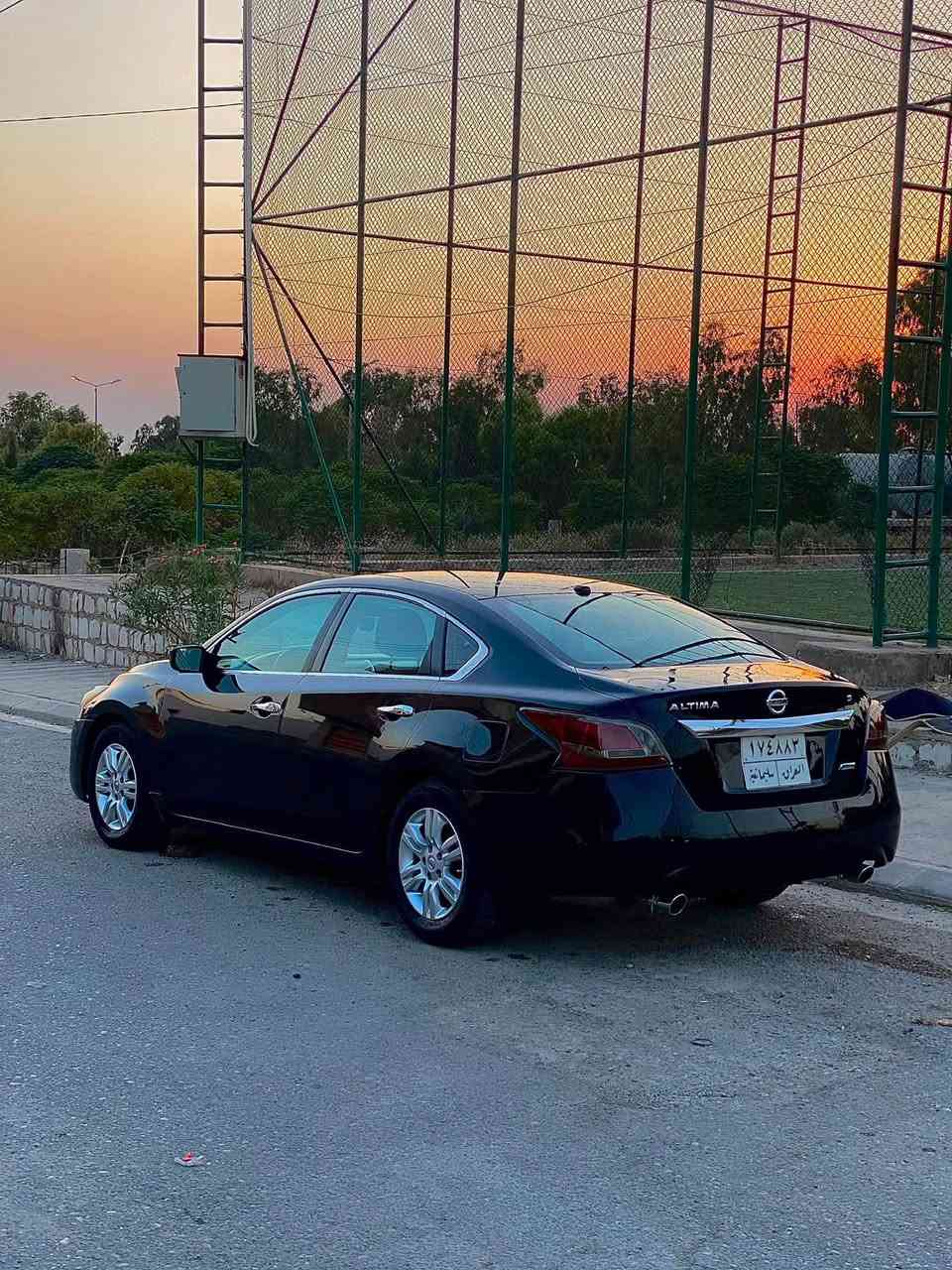 Altima 2013  

زۆر بە پاکی ماوەتەوە  
نیوپارچە بۆیاخ بێ ناو گرتن 
سەنەوی تازەیە  تا ٢٠٢٩ بە ناوی خۆمەوەیە  
بێ مەسرەف بێ تەقەو رەقە    بۆ زانیاری زیاتر 
پەیوەندی بکەن 
***********
