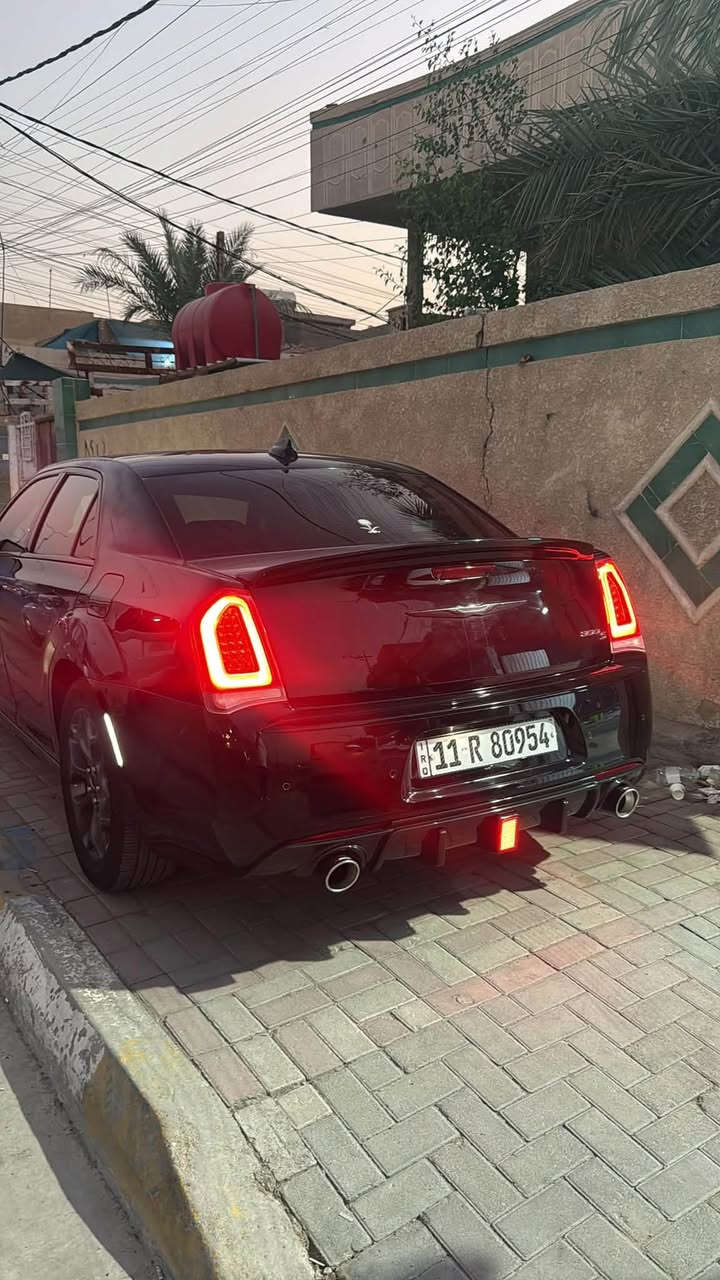 وباما للبيع موديل 18s
فول مواصفات معروفه واصفات لs
بنراما 
تدفئه بل كشنات 
نقطه عمياء 
هيتر بل مري 
سونارها بل صور
رادار امامي بس مبيوك بل حره 
سياره حادثه جاملغ وبنيد وكلير جاملغ لخلفي من امريكا بيه تعديل بل شاصي البدنه فقط بسيط سياره فور ويل بس مبرمتجه تو ويل يعني هسه حاله حال تو ويل 
سياره خير من الله نافظه قبل فتره من كلشي بلكات فيتبم مال كصه جايبله يعني تنسه توكفك تخم تاير سياره تاخذه ربع متصرف عليه حماة انسها بعز تموز تقره عندي 98 سياره خير من الله 
سياره رقم بغداد بسمي مكاني الفلوجه تحويل ثاني جايني من بعيد اخليك بعيوني تجي تبات يمي ثاني يوم اخذك احولك سياره بغداد واكلك شايف 
خيره وتروح مكاني الفلوجه شارع 40 
السعر 175 وبيه مجال

ت(***********)

نص مكتوب في الصور:
- Termal sonar ve boya tespiti için Royal Cars Center
- مركز رويال كارس
- ROYAL CARS
- سونار - بولش - نانو سيراميك
- SONAR
- CARS
- ROYAL
- ملاحظة: تخلي كافة مسؤوليتنا بعد تسليم التقرير
- اسم الزبون
- محمد يحي
- نوع السيارة
- اوباما
- الموديل
- ٢٠١٨
- رقم السيارة
- ٨٠٩٥٤ بغداد
- التاريخ
- ٢٠٢٦/٦/١٤
- يوجد صبغ، تكتيل، رصعات و خدوش في الاماكن المحدده
- الجانب الايسر
- يوجد تكتيل، رصعات و خدوش في الاماكن المحدده
- الجانب الايمن
- 11 R 80954
- ضرر في مقدمة الشاصي البدنة، لم يتم فحص ما تحت الفابلون
- الصد الامامي
- سليم، لم يتم فحص ما تحت الفابلون
- الصد الخلفي
- يوجد رصعات و خدوش في الاماكن المحدده
- الجزء العلوي
- غير مسؤولين عن الفابلون و الدعاميات
- للفحص بالسونار
- ***********
- ضرر كومد تبديل تكحيل
- كلب بارد صبغ
- الانبار
- الرمادي
- شارع
- المعارض
- الموحد