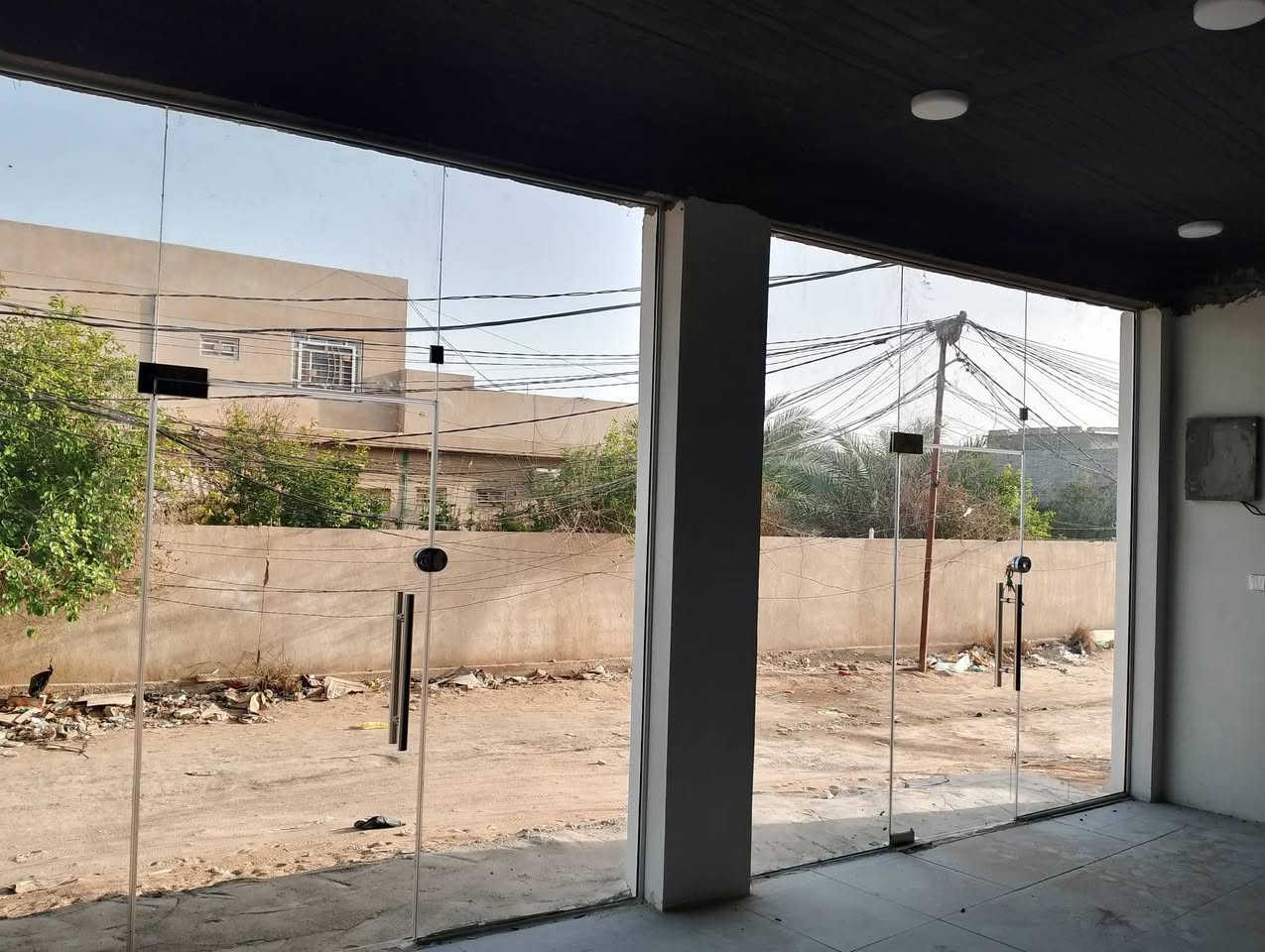 🏪 محل للإيجار – كربلاء / الحر

📍 العنوان: كربلاء – الحر، مقابل المستشفى التركي، منطقة عرب صالح.

🔹 يصلح أن يكون سوبر ماركت أو مخزن
🔹 المساحة الكلية: 100 متر تقريباً
🔹 الطول: 13 متر
🔹 العرض: 7.5 متر
🔹 متوفر كافة الخدمات
💰 سعر الإيجار: 200 ألف دينار شهرياً

📞 للاستفسار والتواصل:
***********
📱 واتساب متوفر

