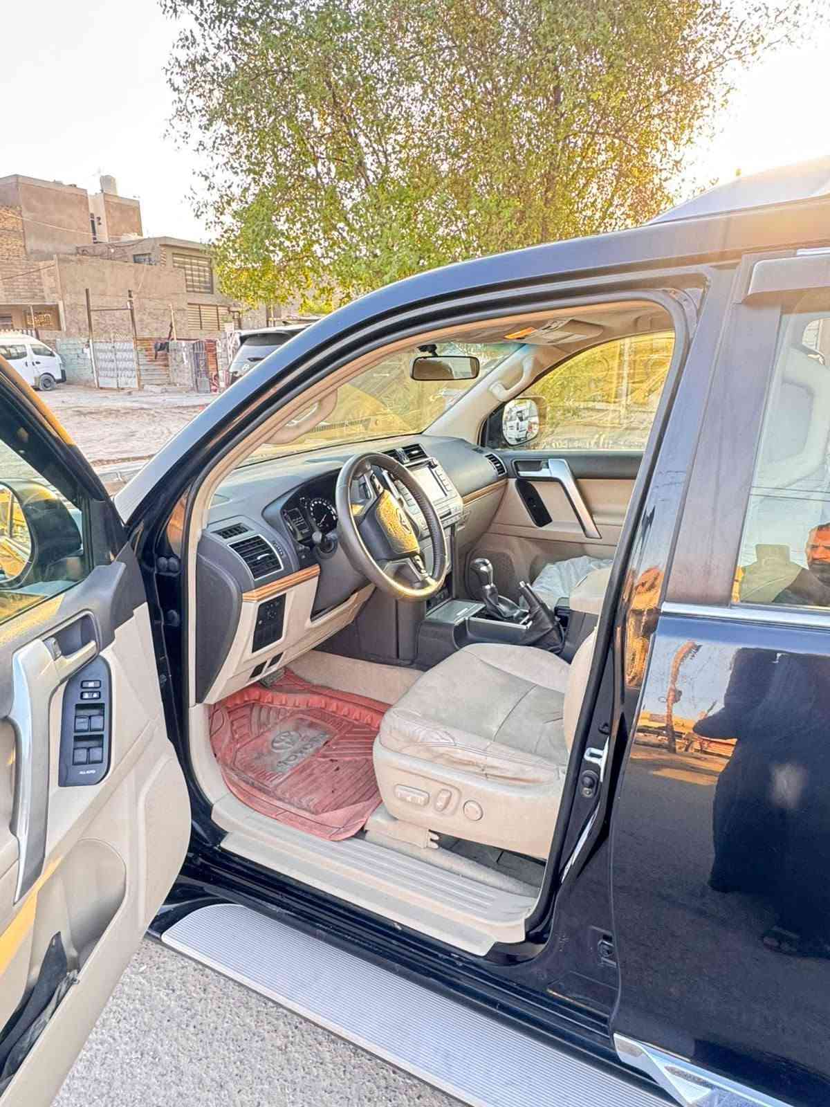 للبيع او (مراوس) برادو 2019 رقم بغداد فول vx ماشيه96// بيهه بابين صبغ اثر شخط مكاني بغداد الأمين الشراي يتصل *********** رجأالشراي فقط بغداد, العراق
