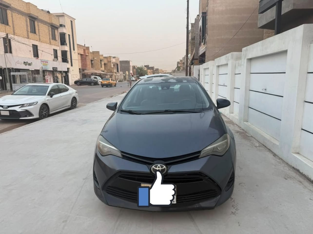 سلام عليكم كورلا موديل ٢٠١٧ لو زيتوني سنويه مسجل نفطي ماشية ٢٠٠ كيلو وكسر طابة للعراق بدون ضربه وهنا بغداد تبدل بيه جاملغ امامي جهة السياق سيارة نفس لون  بدون ايراباك او صبغ 
كير ومكينه مكفولات سيارة رقم شمالي
السعر رايدهة ١٢٥ وبيه مجال سياره
مكانه بغداد غزاليه او حي الجامعة
***********
