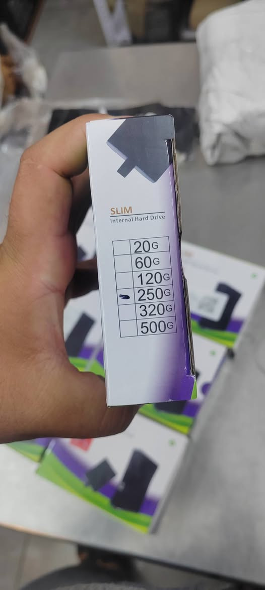 هارد XBox360 السعه 250G العدد 7 قطع اعلى سعر ابيع ***********
