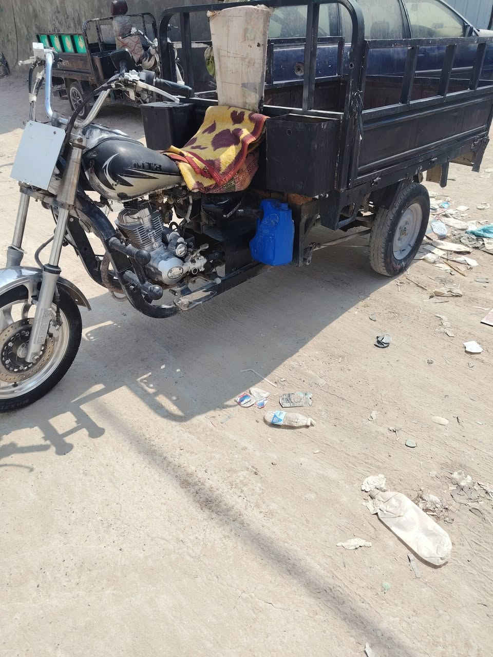 بدون مواصفات • رقم فقط