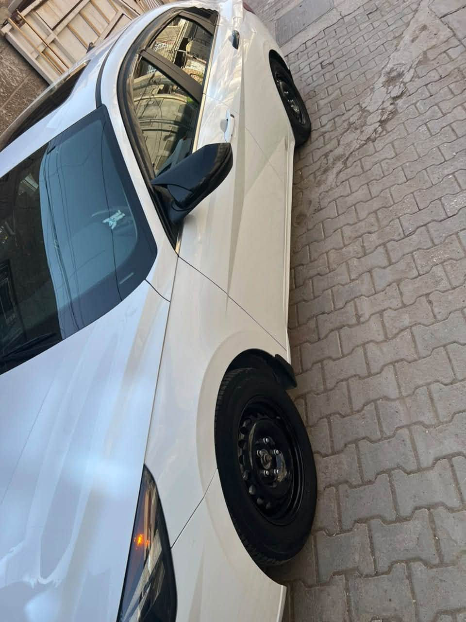 النترا موديل 2023سياره فول مواصفات
ضربتها بيبان ثنيه عكس سائق وقبق جنطه بي صبغ شويه
هايبرد السياره 
لتواصل مع صاحب السياره 
***********

