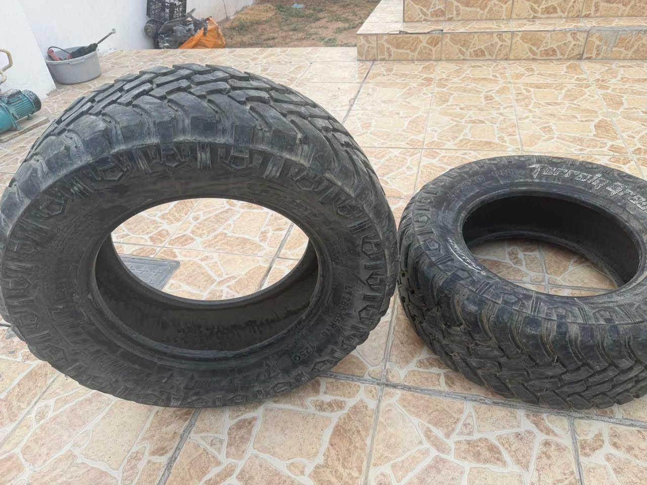 للبيع تايرات جبلي يفرود امريكي اصلي ثلاث حجم 18 /65/LT 285
مستخدم شي قليل بشرط بلنص ***********
