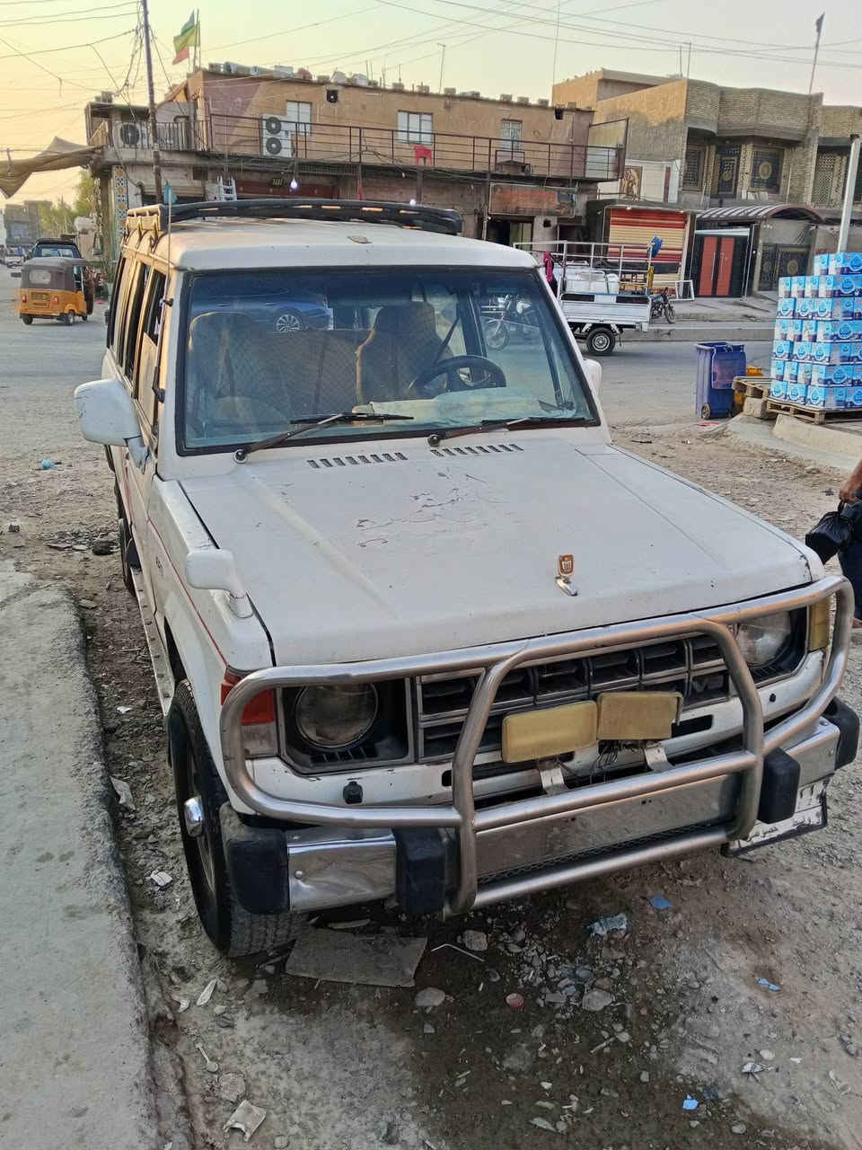 السلام عليكم
باجيرو للبيع 
رقم واسط مشروع وطني 
مكينه ونجي سته
صدر تعبان باور ستيرن عاطل 
السعر 33وبيه مجال 
العنوان بغداد مدينه الصدر 
***********
