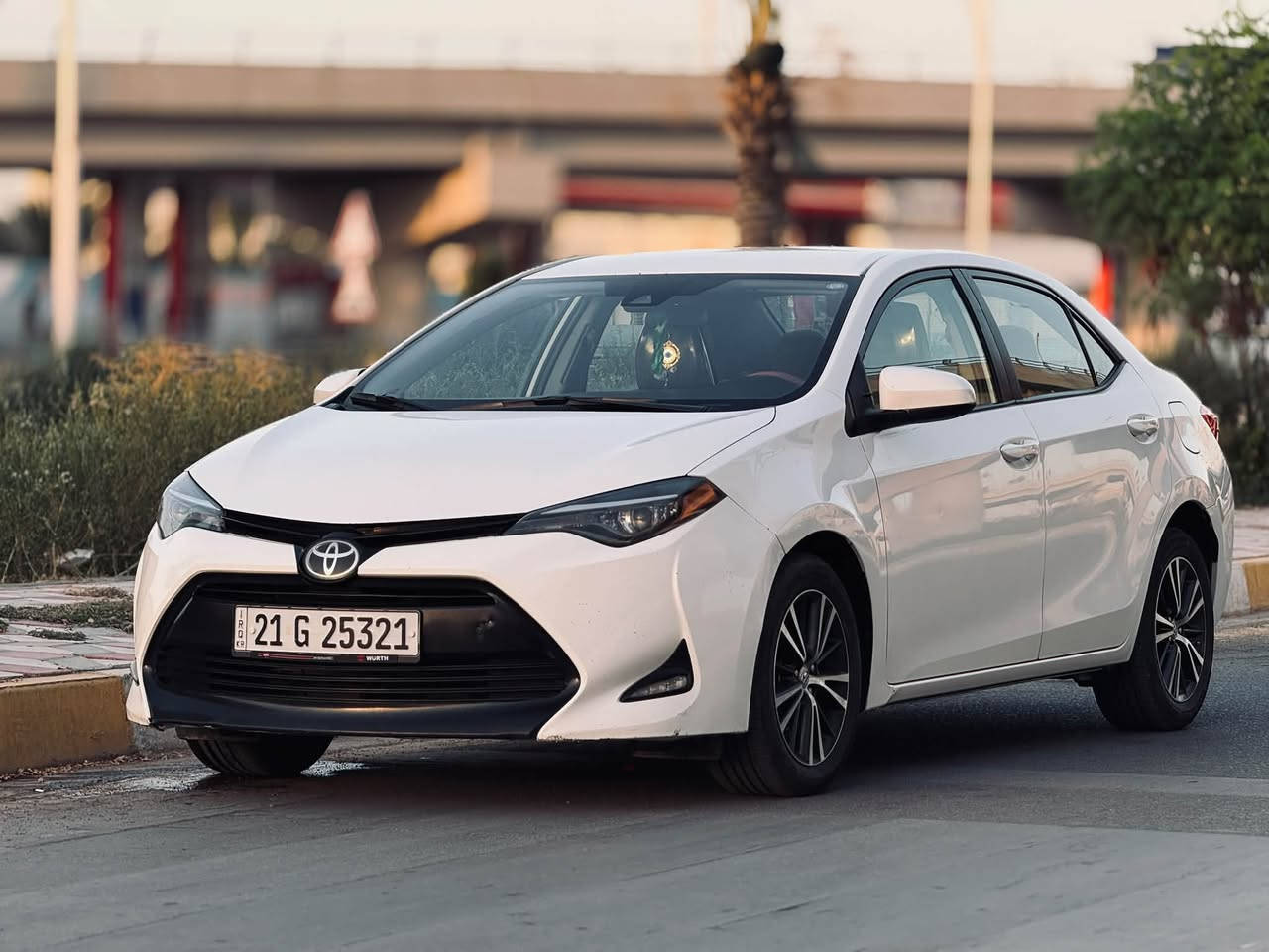 كورلا 2017  COROLLA
   كليـــــن تايتل ✔️
   أبيض ثلجـي ✔️

المواصفات
- تحكم سترين جهتين
- تثبيت سرعة
- تبريد بيانو 
- تبريد ثلج 
- رادارات
- حجر بيئه 
- بلاجكتورات
- ويل كروم
- طخم تايرات جديد
- ⁠محرك 18 دوش المرغوب
- ⁠ماشي 91 الف ميل 
- سنويه لـ 2029
- ﻿تحديد مسار طريق
- ﻿﻿قيادة ذاتيه
- ﻿﻿قرائة علامات الطريق المرور
- ﻿﻿كيجات ديجتل
- ﻿﻿كامره خلفيه دوار
- ﻿﻿لايت زينون عالي ناصي
- ﻿﻿بروجكتر لد زينون
- ﻿﻿حساس اطار
- ﻿﻿حساس مطر
- ﻿﻿مانع انزلاق
- ﻿﻿ايفو مود
- ﻿﻿مود درايف
- ﻿﻿تحكم الستيرن كامل
- ﻿﻿ويل كب 
- ﻿﻿رقم سليمانيه
السعر : 152 بيه مجال 
العنوان : كركوك
رقم الموبايل : ***********
