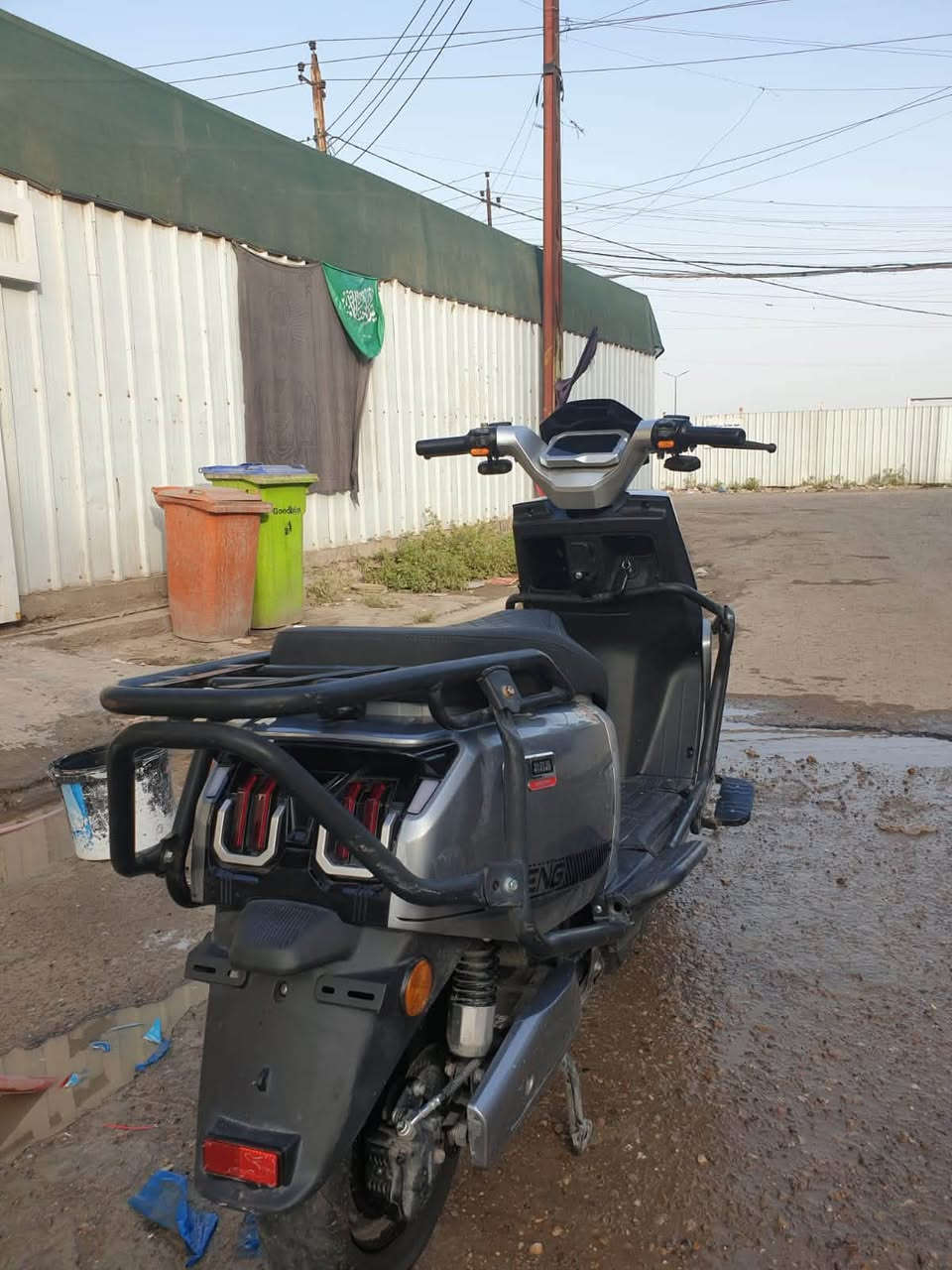 شحن • سرعة ٨٠ • ٦ بطاريات