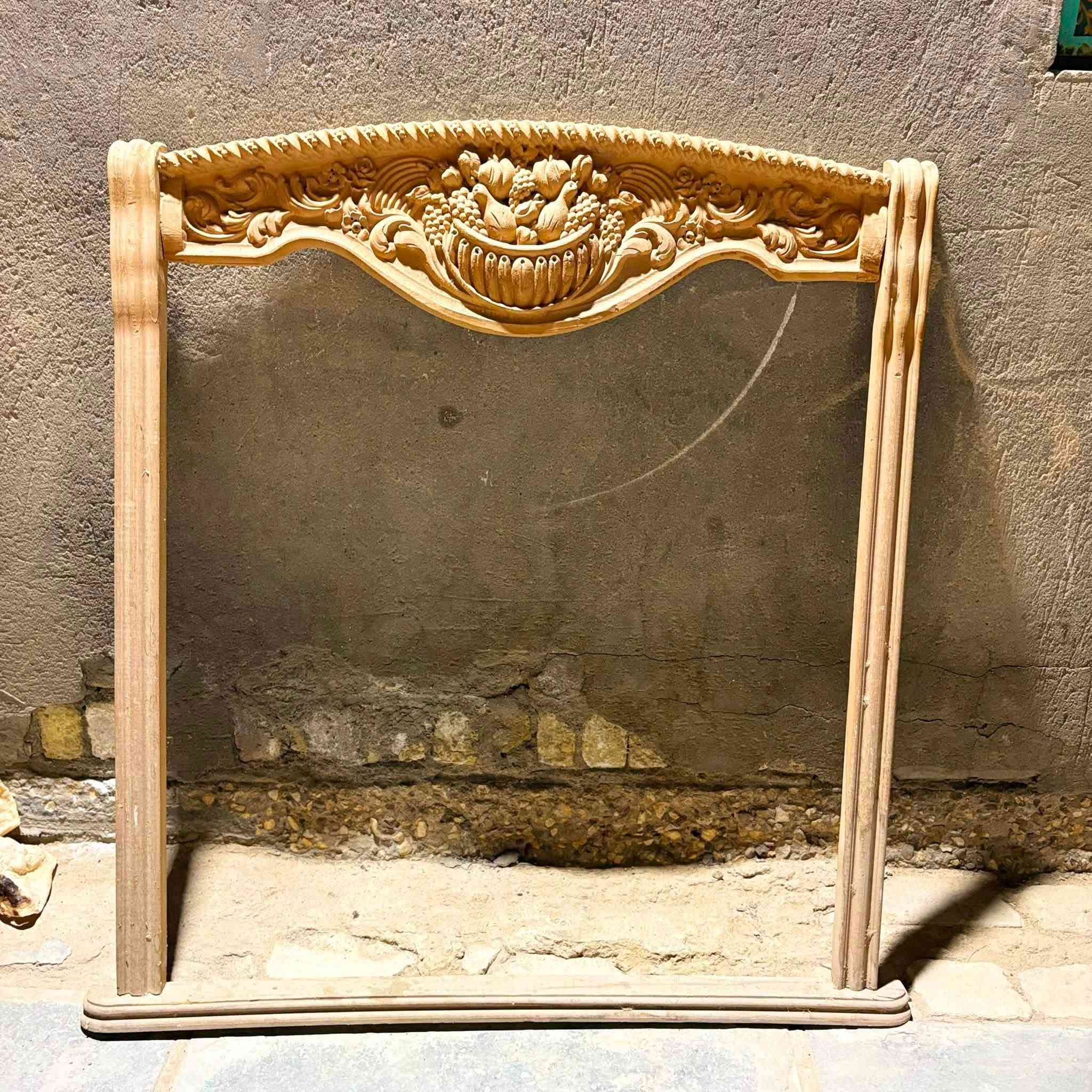 سلام عليكم 🫡
توج مرايه للبيع زان مصري 
جديدات يصير فوگ الميز تواليت
بس عوزه صبغ مرايه 
للتواصل هاذا رقمي ***********
