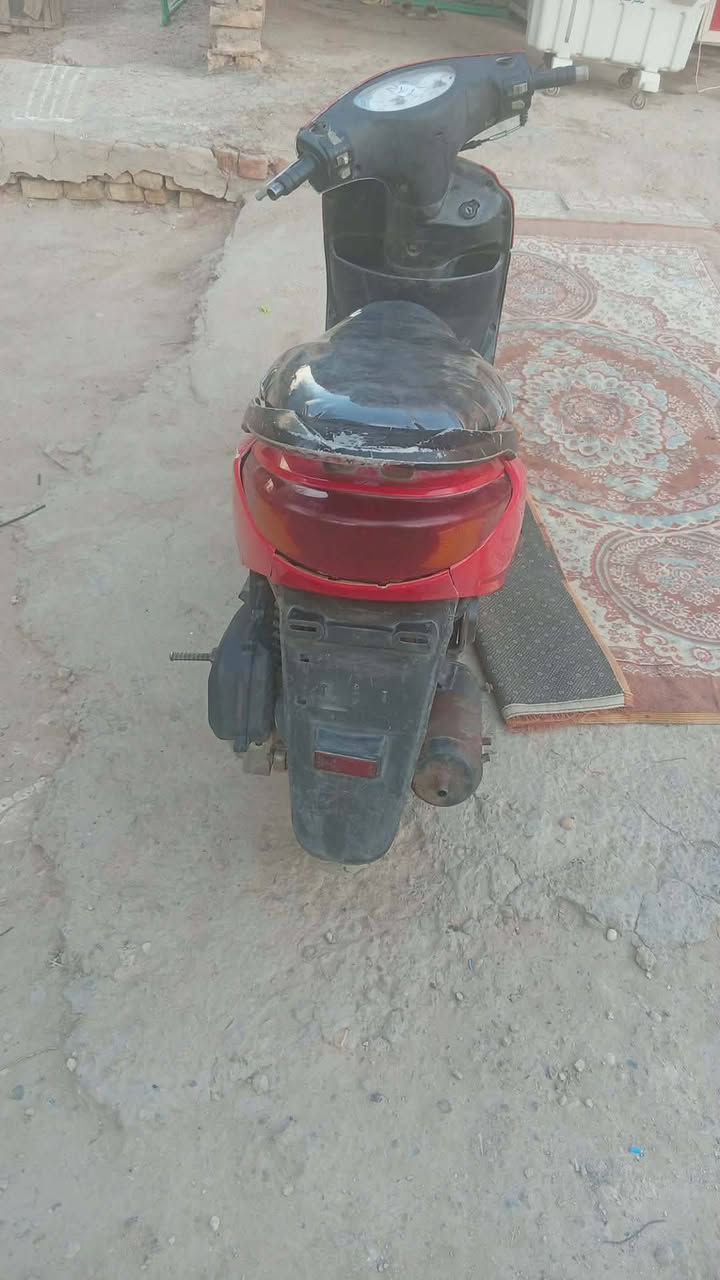 بريز لايت ناصي دراجه خير من لله شلعه ومعدل بيهه نواقص بسيطه مكاني بغداد جسر ديالئ للتواصل ***********/***********
