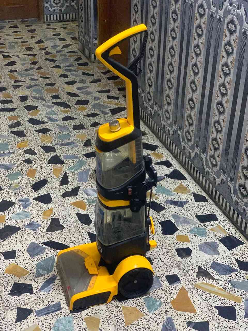 للبيع غساله تغسل كورفت وتخم وكاشي كل شي تغسل  جديده حيل مكان بغداد ***********
