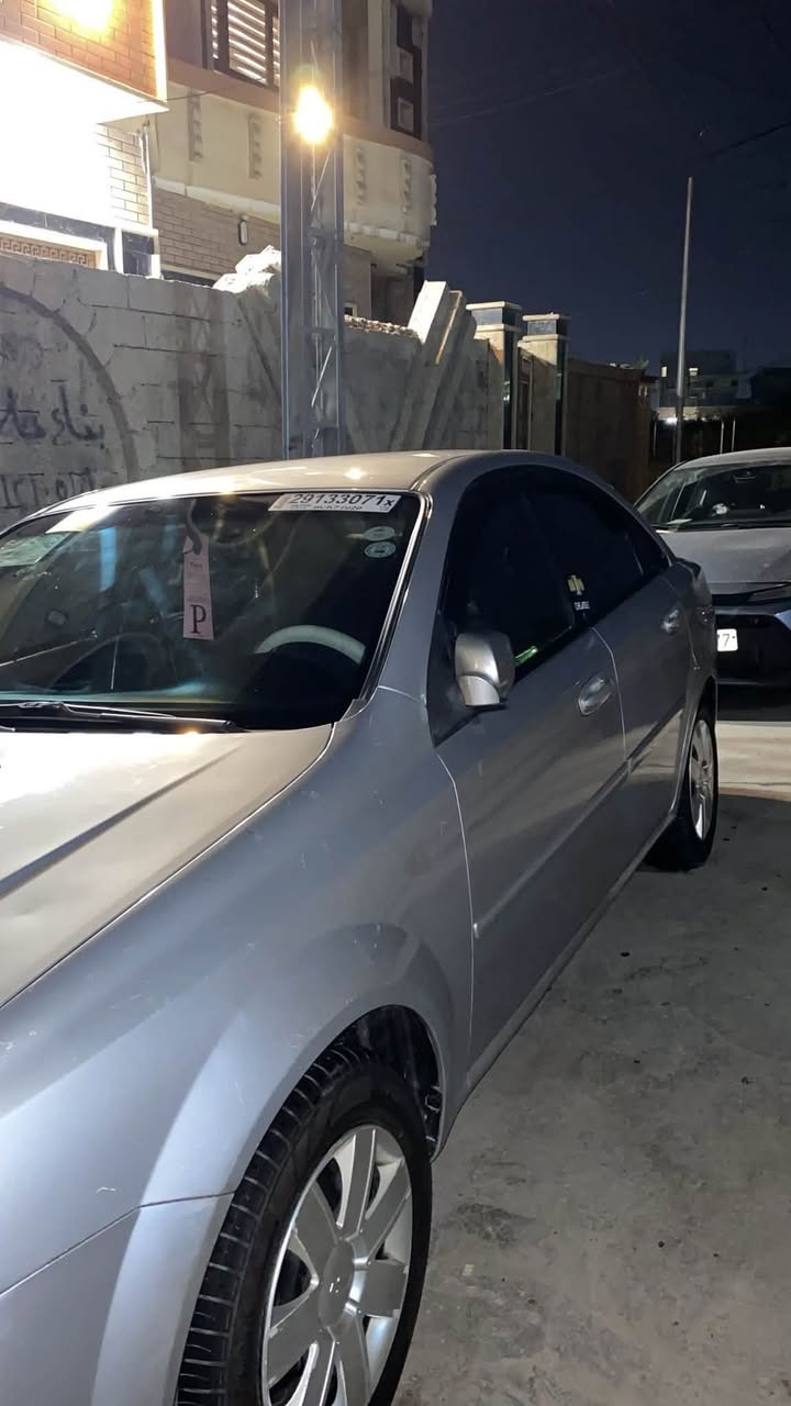 🚗 أوبترا موديل 2009 للبيع
• كير أوتوماتيك
• جاملغ أمامي مبدّل
• اللخ بارد ❄️
• بيها طخ بالدعامة الخلفية وتصليح بسيط
• السيارة نظيفة

💰 السعر: خاص 

📱 واتساب: ***********

نص مكتوب في الصور:
- MOSUL
- Iraq