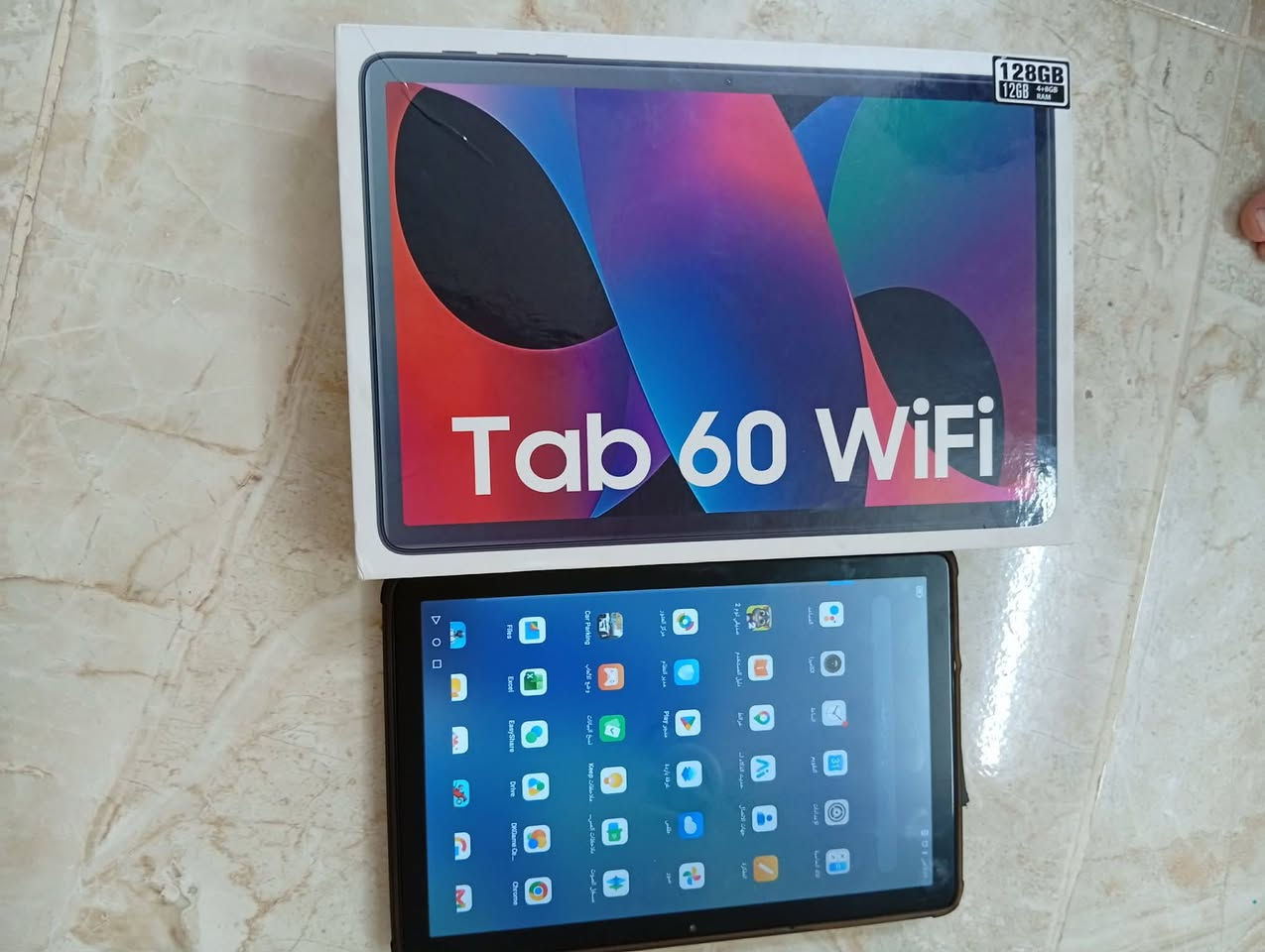 ايباد للبيع اخو الجديد ذاكره 128سعر 160 بي مجال ***********
