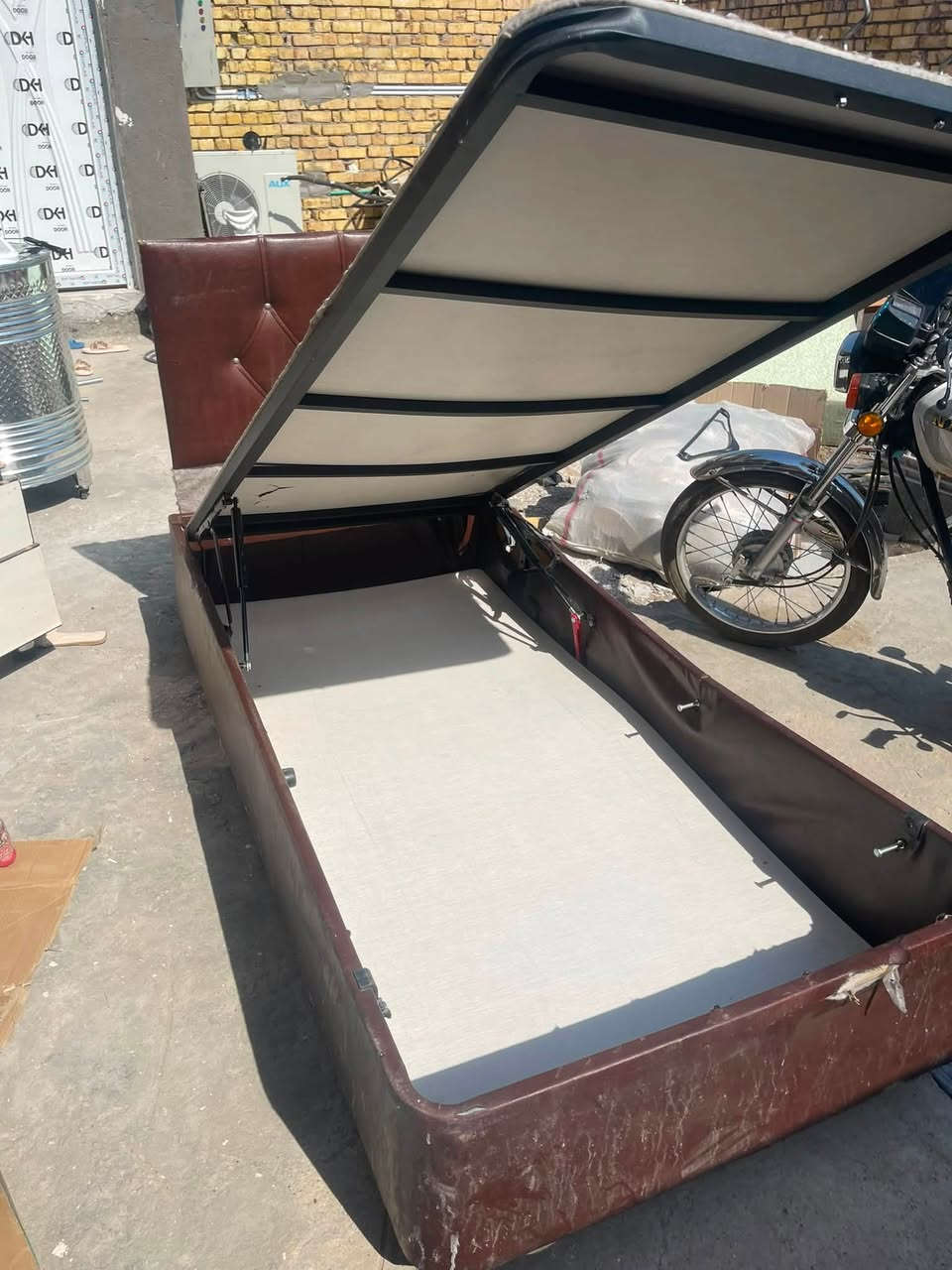 اغراض بيت نظيفة *********** العنوان الكوت الجديدة
