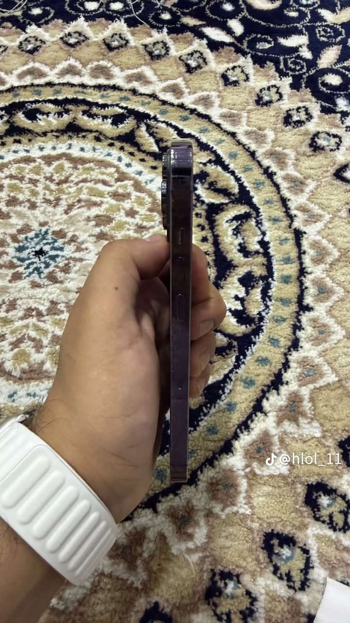 سلام عليكم شباب تليفون لبيت ١٤ بروه ماكس بدل شاشه وبطريه بس شاشه خت لوكاله لعلوان ميسان حي لمعلمين جديد رقم *********** سعر ٥٥٠

نص مكتوب في الصور:
- @hlol_11