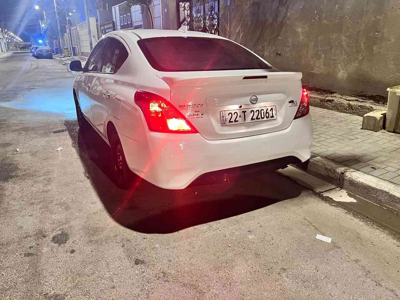 نيسان صني مديل 25 سعر 124 وبيه مجال ماشيه 15 الف بسم شركه السياره تحويل وكاله باي وكت 
بيه طخات خفاف مسويهن بارد  كفاله من التبديل والصبغ 

شاشه لكزز السياره جديده ام البليته الزركه مكاني قبله حي الجامعه ***********
