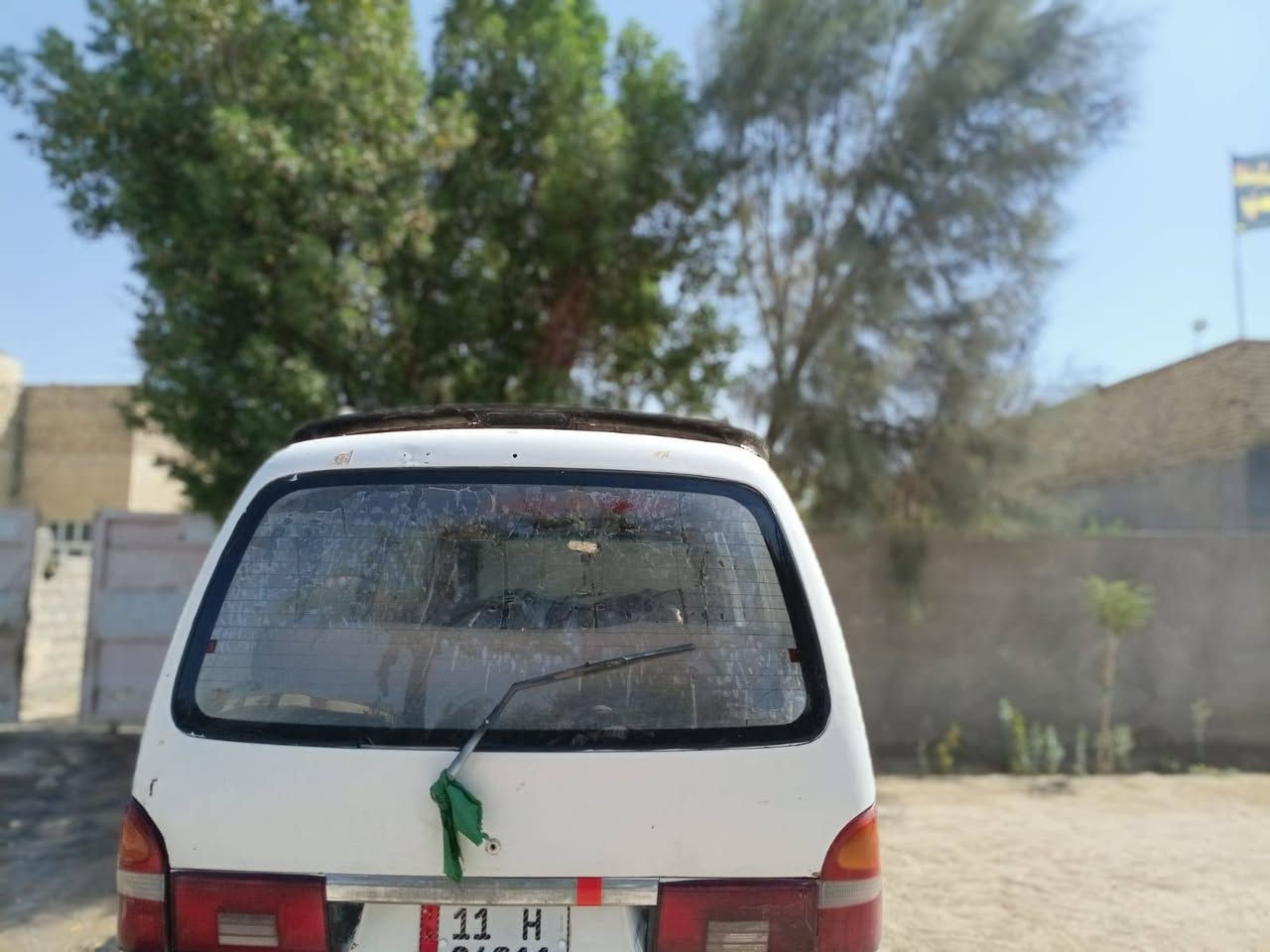 السلام عليكم ابريجو للبيع موديل89 السنويه 30 الرقم بغداد انكليزي السعر 45 وبيه مجال الستفسار *********** مكلف بل نشر
