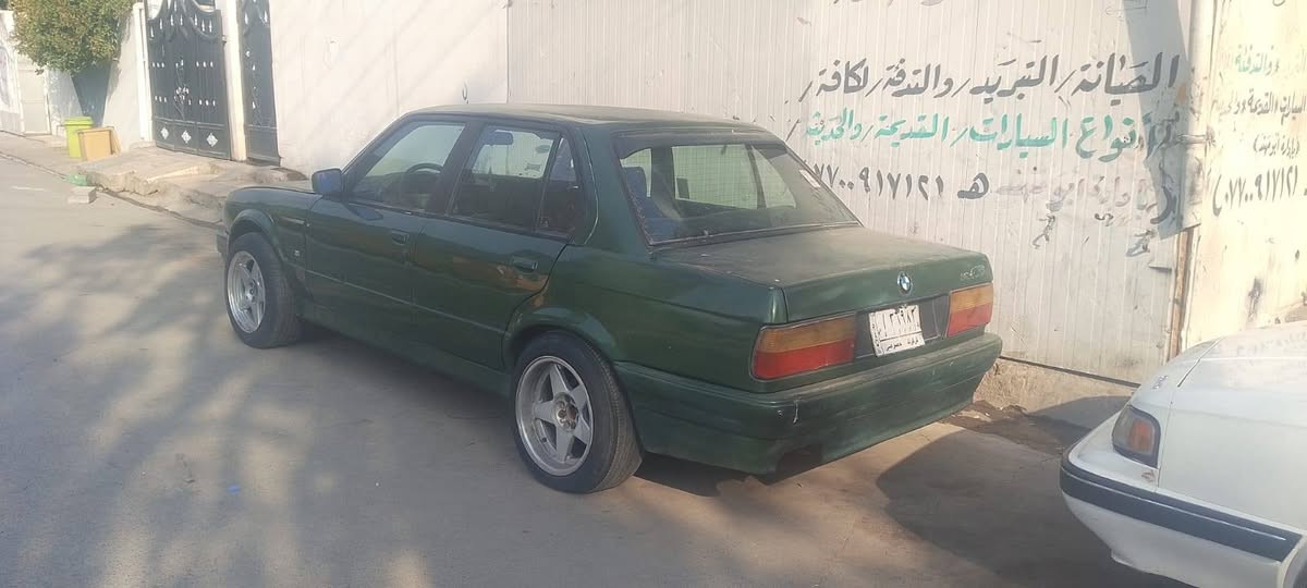 البيع بي ام زعره 1991
رقم كركوك الماني
تحويل مباشر
سياره SPORT
محارك ٤  سلندر
مكينه بي سرف هفيف
$ سعر 17
مكان كركوك
استفسار ***********
