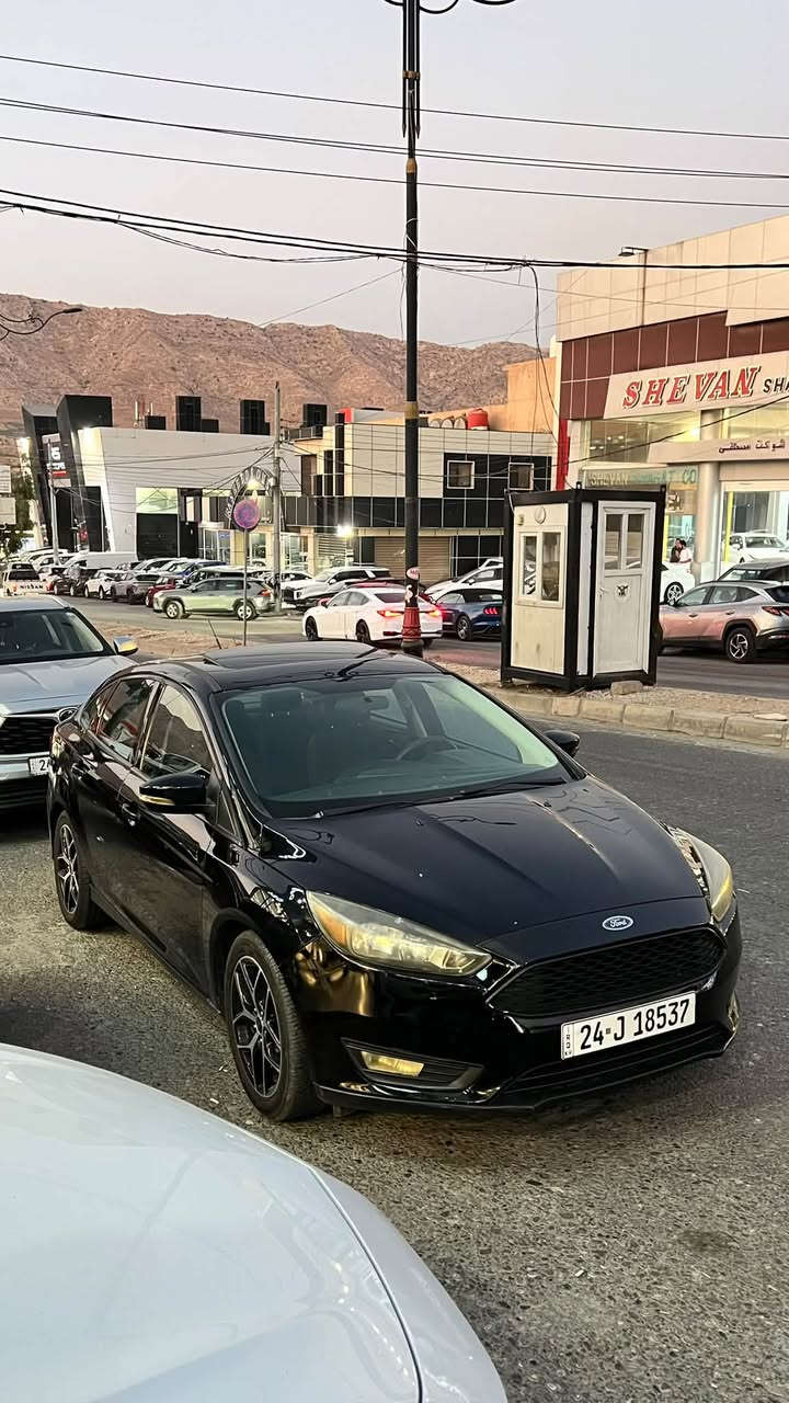 فول فول مواصفات سعر مناسب 🔥
Ford Focus 2018
فورد فوكس ٢٠١٨
مواصفات SEL اعلي فئة مواصفات 
(سماعة Sony - فتحة سقف)

مكينة ٤سلندر حجم ٢.٠ لتر 
ماشية ١١٥ الف ميل و بحالة جداً ممتازة 

سيارة كلها ب شرط بدون صبغ بيها فقط تعديلين لا دواخل و لا ايرباك كلش نظيفة و مرتبة السيارة

مكان السيارة ب دهوك رقم دهوك الدولي شرط التحويل 
سعر فقط فقط ( ٨٨$ ) ورقة و بيها مجال للطيبين

للاستفسار اتصل علي الرقم 
***********
