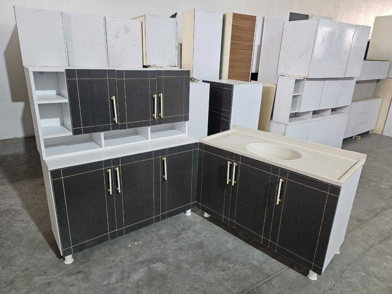 أهلاً وسهلاً بكم
متوفر جميع انواع الكاونترات ما عليكم فقط ضغط ع رقم لتواصل معنا عبره الواتساب ***********
