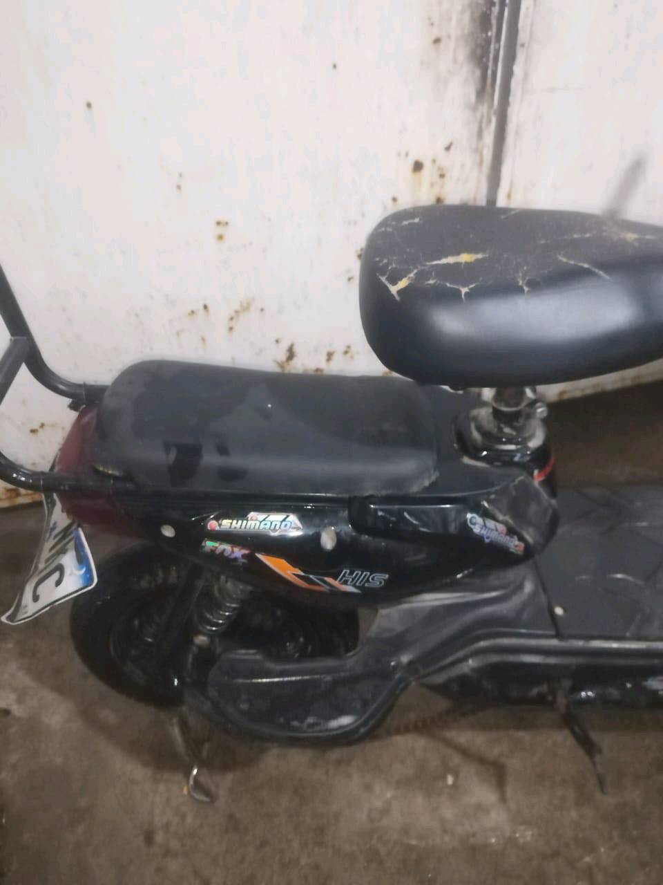 دراجه شحن حجم 14 من شركه HIS دراجه نضيفه بطاريات جدد أي نقص ما بيهه السعر 300 ألف وبيهه مجال حك الجيه موقعي بغداد الأمين الثانيه