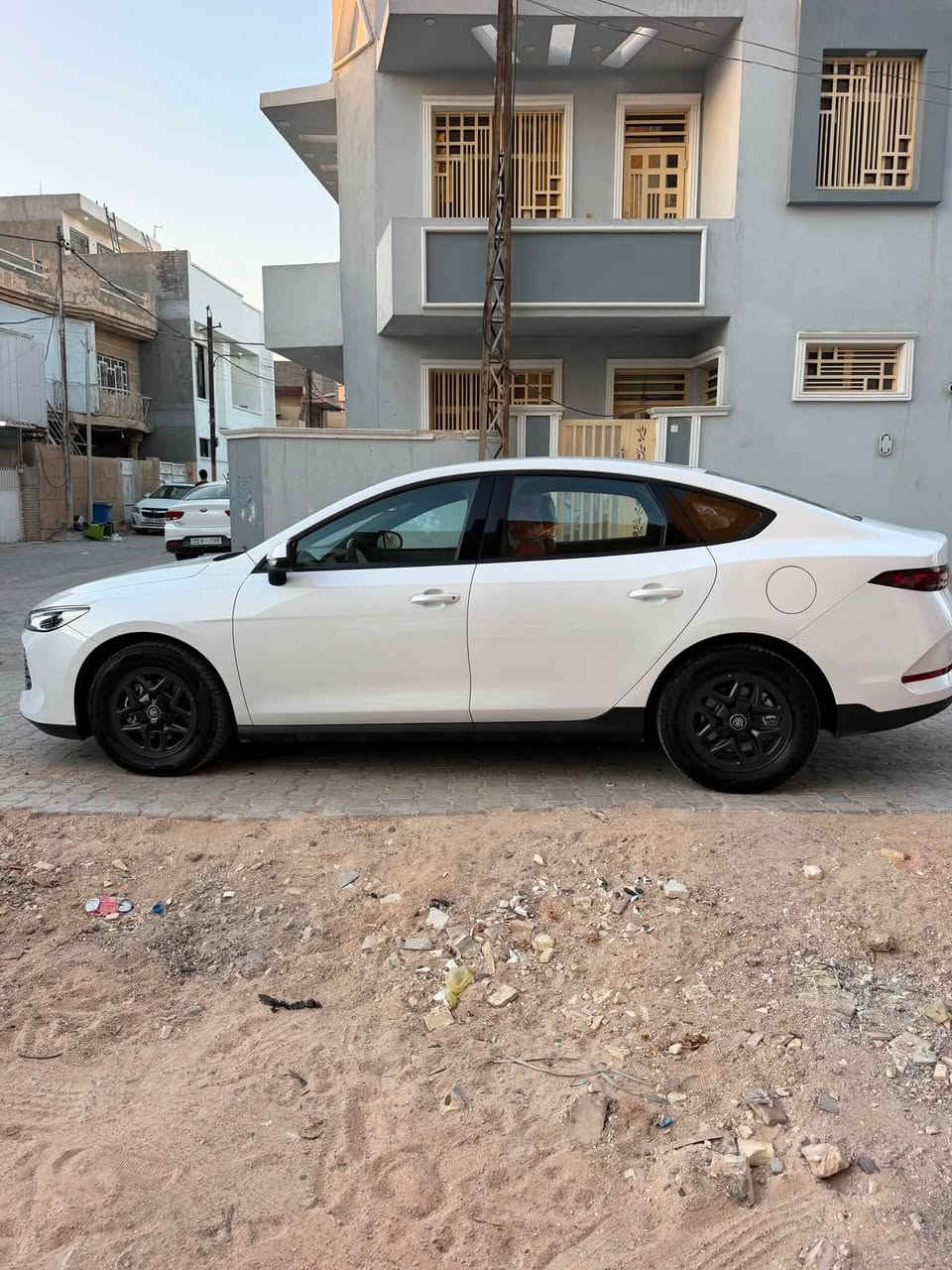 بي واي دي جن بلاص موديل 2025
داخل احمر سياره زيرو بعده ماشيه12 الف سياره بيه طخات بس بل باب الي بصف سايق ويرجعن بي دي ار  مثل ما موضح بل صوره سياره موصفاته لستندر وسياره مبرمجة بل عربي وبيه تطبيقات يوتيوب ويز وتساب نتفلكس بدون اشتراك شغال ونضامات صوتيه عربيه وسياره بأسمي ورقم مميز واي استفسار راسلني خاص او عله هذه الرقم لمعرفت سعر ***********
