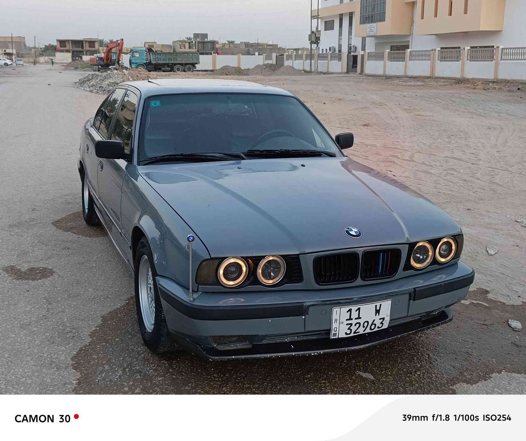 يالله
٥٢٥ مكينه عدله رون ناصي 
كير مكينه خير من الله تبريد شغال
سعر ٥٥ وبيها مجال تحياتي للجميع
موديل ٩١
رقم بغداد
📞***********
عنوان بابل
