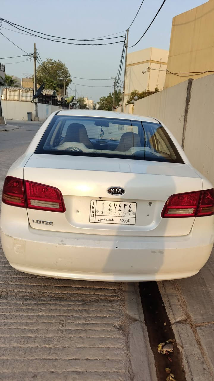 سلام عليكم 
اوبتما 2008 للبيع 
بيها بس صبغ شي بسيط بخشم البنيد و بارد من الصفحه 
كير مكينه منظومه تبريد جديده تخم تاير 
سعر 113 
تواصل خاص او اتصل 
*********** واتساب
السيارة باسمنه
