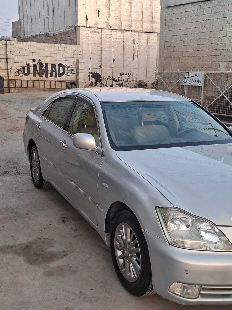 شاهينه موسس ٢٠٠٥
مه كينه كه وره ١٨٢ 
٣ دوكمه ى به رده 
ناو زه رد 
بى دوكه ل لو لوكه 
١٢٠ هه زار روشتو 
هه موو كيانى به شه رت 
بى بوياخى ئيراقو يا بانيش سونه ريم داناوه 
شفته ى بازار نييه 
سعرى ٦٠ كه لاو مه جاليكى زور كه م  له سه يد سادقم 
*********** 
***********
