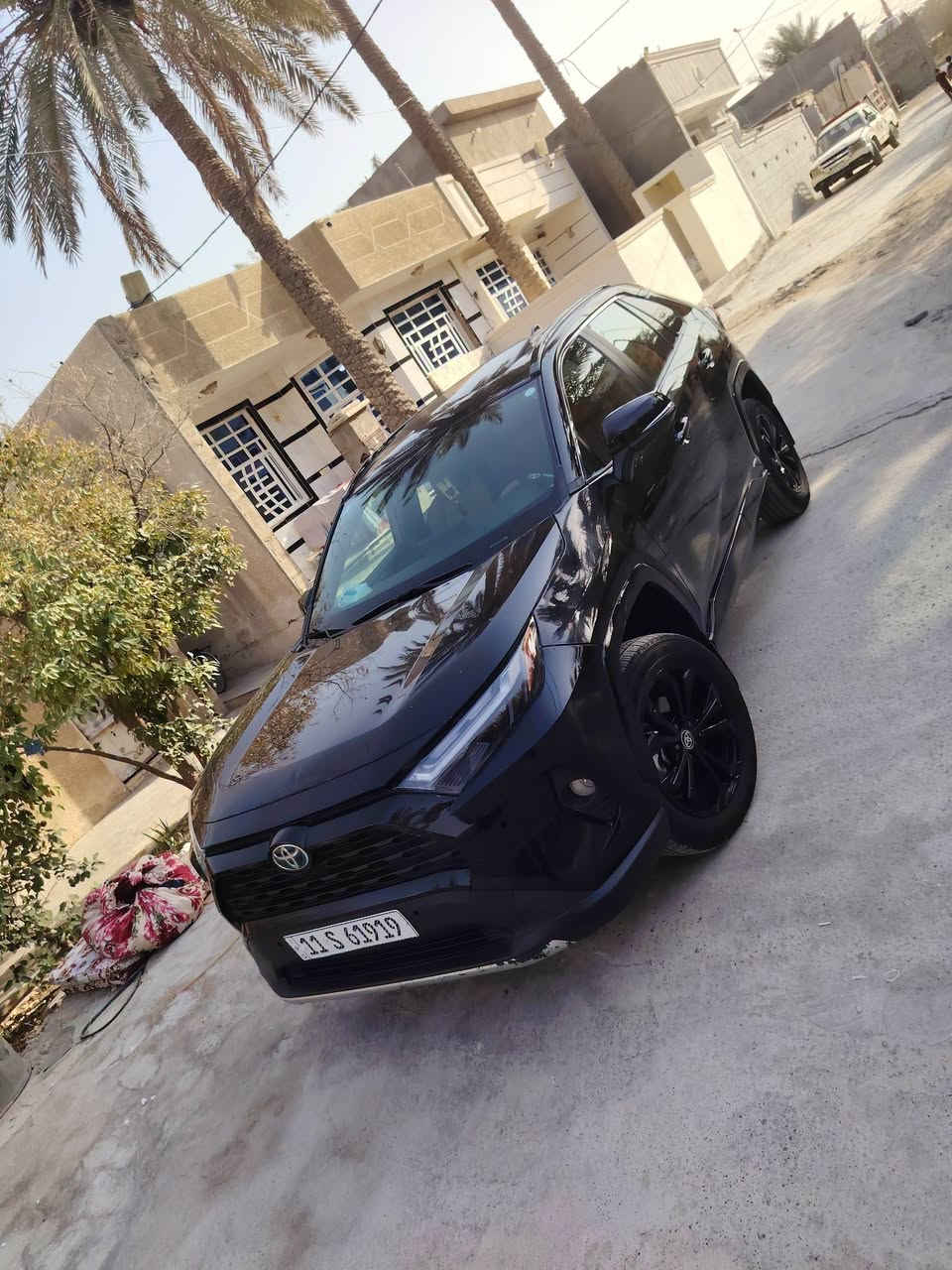 راف فور هايبرد 2024 فول  SE اسود ملكي
حادث موضح بل صور بنيد رجع بارد جاملغ نصبغ والثاني بل عراق صار بيه شخط ونصبغ
سياره جاهزه من كلشي بدون اي نقص
مكانها بغداد زعفرانيه  ماشيه ٣٥ 
التفويله تمشيك 800 كيلو وراسك بارد 

***********

***********

تم تنزيل السعر مرقم بغداد بسمي 193 ورقه مجال بسيط 
المواصفات 
1 بصمه تشغيل وترحيب عند الاقتراب 
2 كشنات جلد
3 فتحه سلايد 
4 كشن كهرباء
5 شاشه كبيره 
6 هند بريك بصمه 
7 كامرا دواره 
8 انضمه قياده 
9 صندوك كهرباء 
10 تدفئه كشنات وستيرن 
11 لايتات زنون 
12 اشاير مري 
13 فور ويل 4x4
14 تحكمات فول 
وباقي هواي مواصفات من رادرات وحساسات الى اخره
