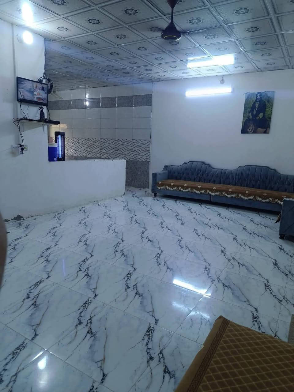 البيت للبيع طابو صرف زراعي عراقي اصولي مساحه 150 متر
تواصل عل رقم 📱 ***********
العنوان ابو الخصيب طريق صحراء 

يتكون لبيت من صاله استقبال غرفتين مطبخ صحيات داخليه وخارجيه طارمه

علمن السقف سندويش بناء جديد

السعر 42

##
