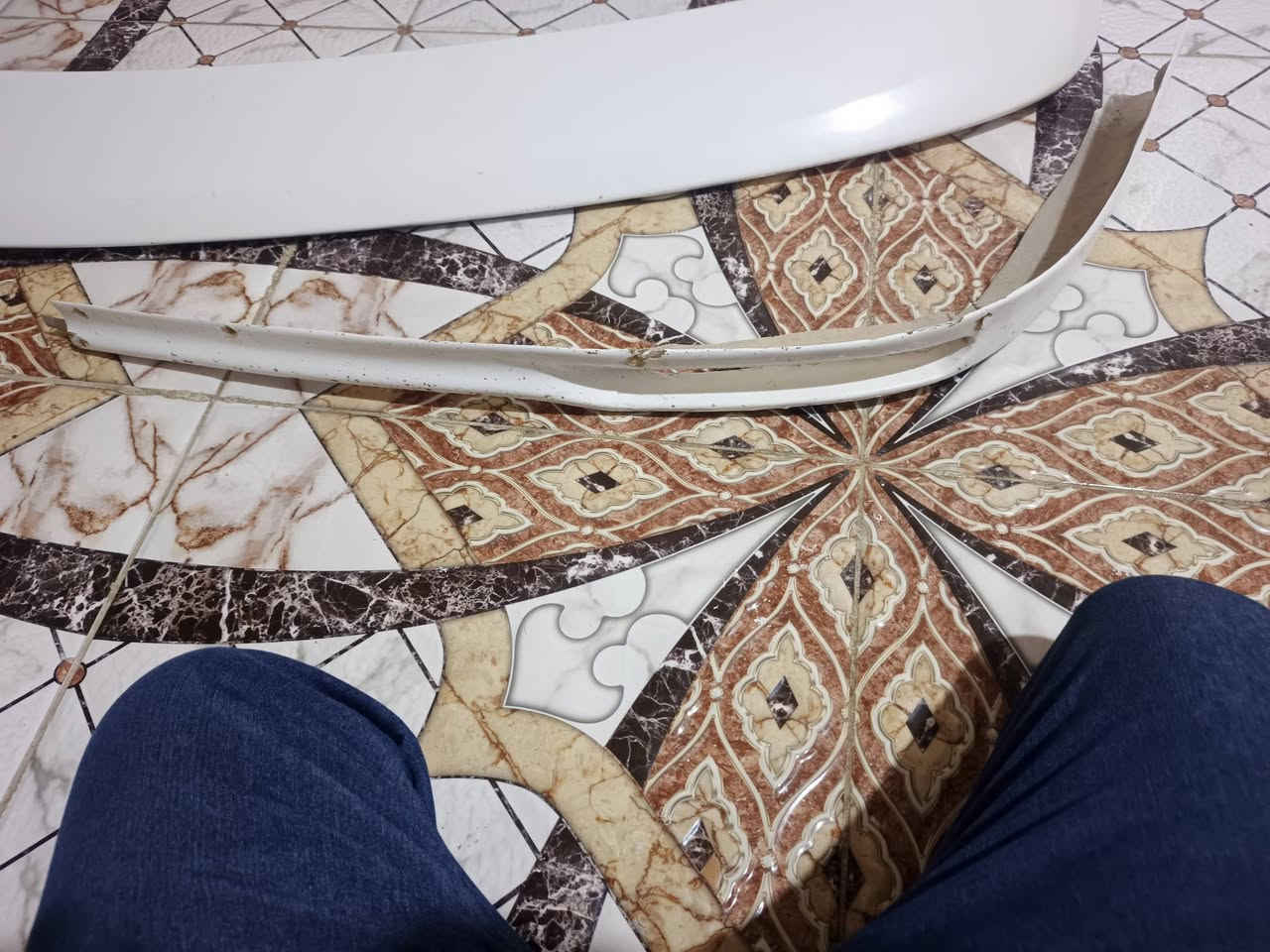 يالله سلام عليكم  دعاميه مال مارك قطعتين. وجنح  شراي ينتصال وبالخدمه*********** البصراه الزبير
