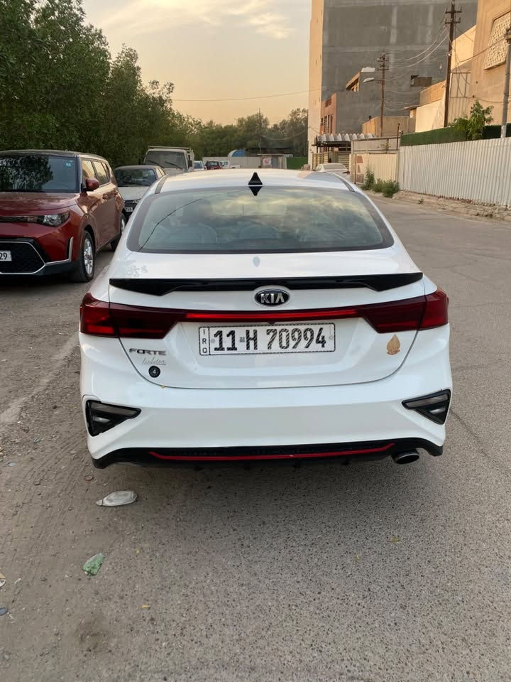 السلام عليكم
للبيع فورتي 2019
ضربتها موضحه بلمنشور 
مواصفات السياره :مكينه 2000دوش ،تحكمات ستيرن جهتين كروز مثبت سرعه ،تحديد مسار ،شاشه كبيره تدعم الكار بلي ،
السياره خير من الله كير ومكينه وتبريد خير من الله 
مكاني بغداد الجديده 
***********فقط واتساب
