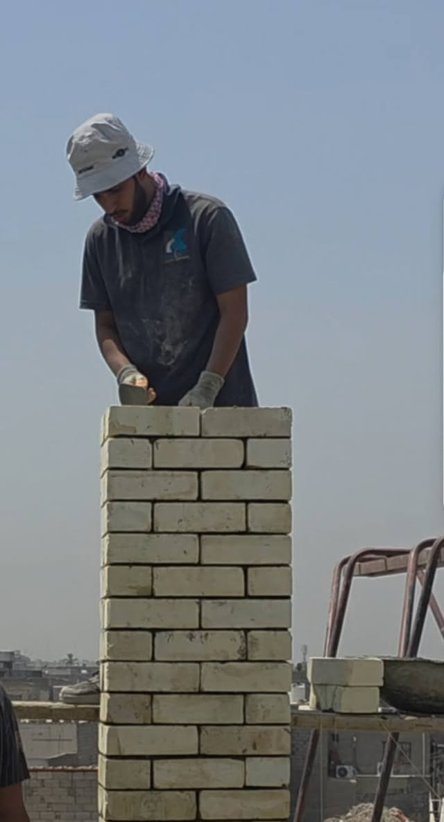 خلفه بناء   عملني استلام مهندس تصعيد مواد      
بناء طابوك / وبلوك / وفرمستون
 في جميع مناطق بغداد رقم تواصل ***********  بيه وتساب
