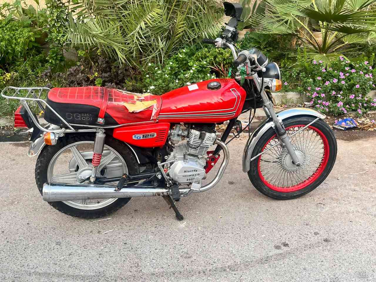 🏍️ للبيع دراجة 4 گير موديل 2021

دراجة نامة برو – محرك غطاس، نظيفة وجاهزة للاستخدام.

🔹 دبلات أمامي جديدة
🔹 كلچات جديدة
🔹 لايت زينون
🔹 أوراق أصولي، جاهزة للترقيم – 7 أوراق
🔹 الفحص والتجربة على راحتك، تجي وتشوف نظافتها وتشغيلها بعينك، وتكدر تفحصها عند أي مصلّح تختاره.

📍 المكان: النجف – حي المهندسين
📞 للاتصال والواتساب: ***********
💰 السعر: خاص
