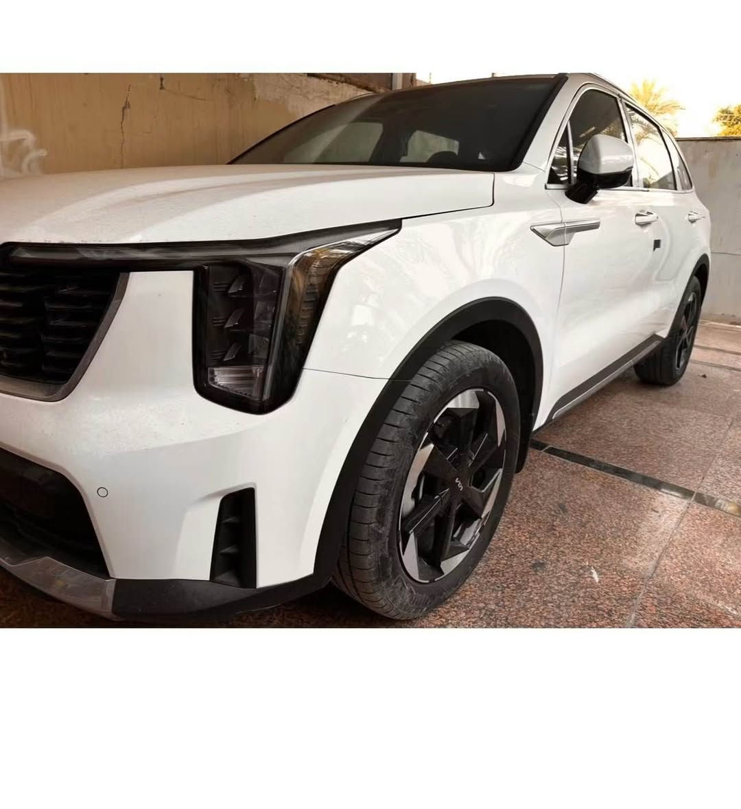 KIA Sorinto 2024
المكينة 4 سلندر
محرك 2500
خليجي 
المواصفات 
كشن كهربائي 
شاشه التبريد لمس 
صندوك كهرباء 
كامرةً 
حساس امامي وخلفي
تشغيل عن بعد 
بصمة
تبريد 3 قطع 
رقم بغداد
بعد بيه تفاصيل 
التواصل  ***********
بغداد الغزالية 
السنوية باسمي
الدولية
ماشية 23الف بغداد, العراق
