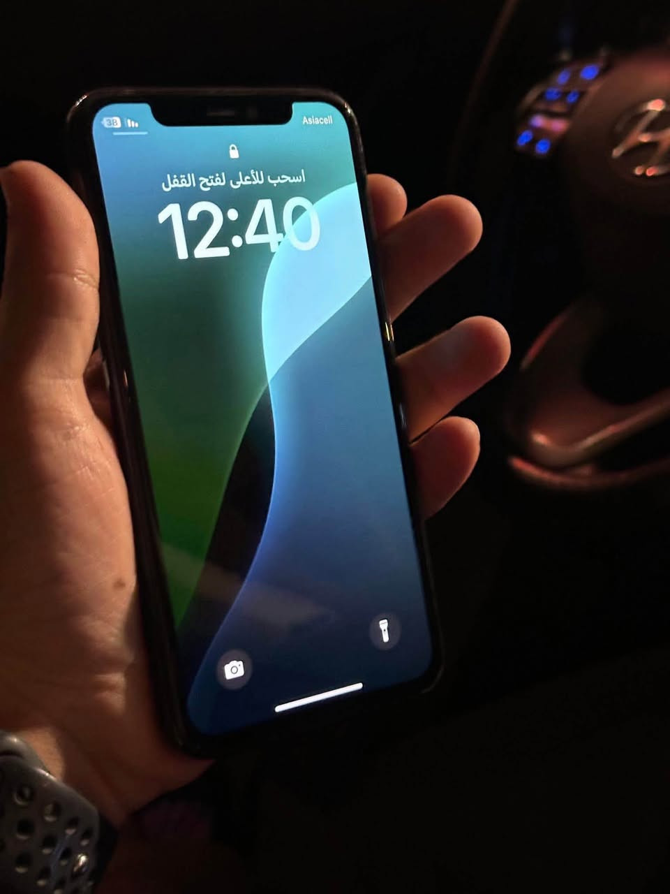 للبيع 11 برو ذاكرة 256
مبدل شاشة فقط 3 خيارات الجهاز نظيف
بطارية 76 
السعر 260
 واتساب او رقم [***********]
