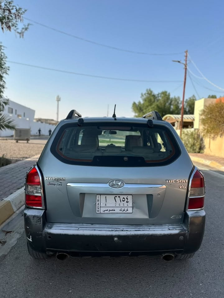 توسان 2008
بيها فقط جامرلغ يمنه ضرر بسيط موضح بالصور
6 سلندر 2700
عنوان ديالى
85$ وبيها مجال
***********
