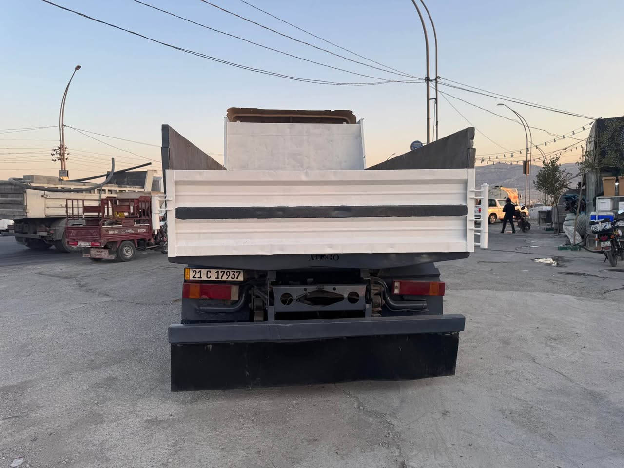 مارسدس ئەتیکۆ ٢٠٠٧ دەمعە عادی ئادبلوو هاڤ ڕەقەمی تازەیە سەنەوی بەسەر چووە مەکینە 1222 چوار بستۆنە و هەشت برغووە گێڕ و مەکینەی نەکراوەتەوە تایەی جوانە 
بەشەرتی گێڕو مەکینەو ئەکسل و شاصی تەحویل و غەرامە 
نرخی ١٨٠ گەڵاو معامەلە سەیارەکە  لە سلێمانییە
ژم/ 
***********
*********** السليمانية, العراق
