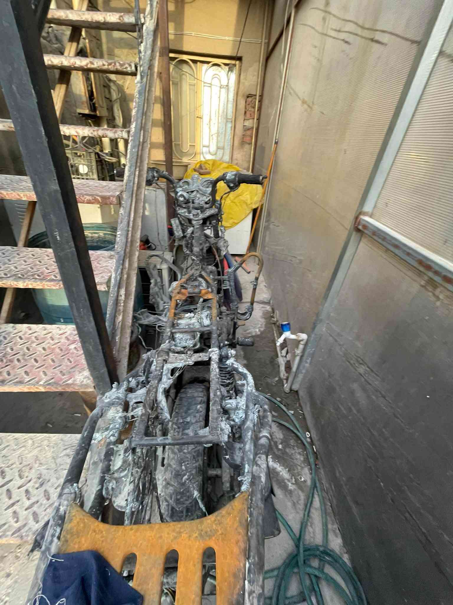 شاصي بوكسر 2021
دراجة محروگة

* رقم بغداد
* المكينة موجودة
* الشاصي موجود
* الدراجة محروقة وتحتاج تصليح، البيع على وضعها الحالي

📍 بغداد-
📱 ***********
واتساب فقط
السعر 850
