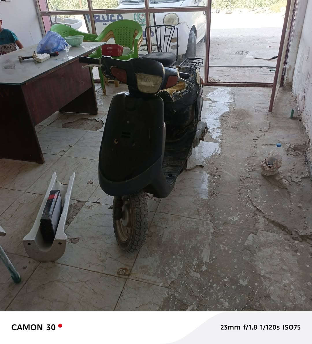 هاي الدراجه للبيع شغاله العنوان كربلاء الكنطره البيظه
, *********** السعر 200 وبيها مجال بسيط
