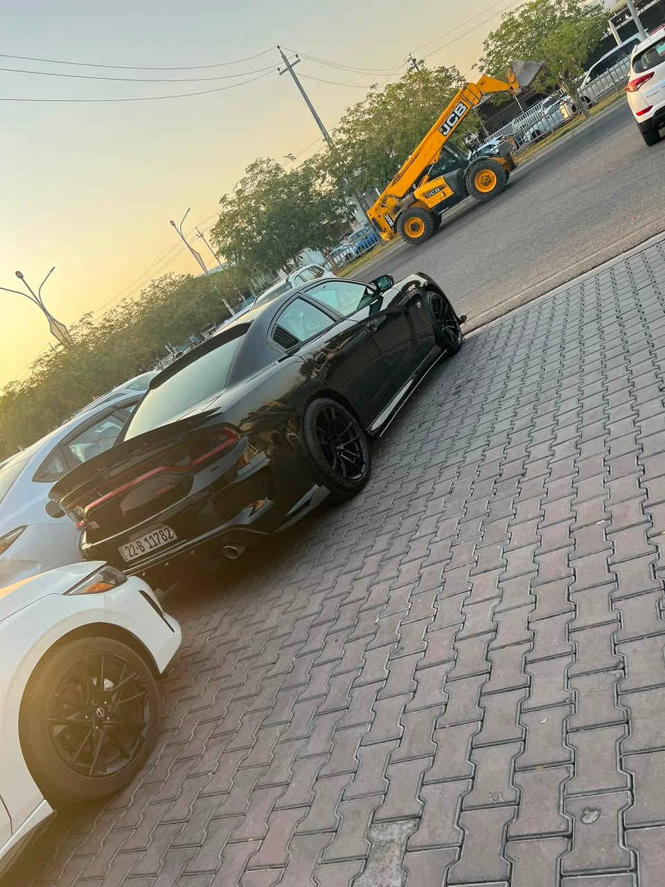 السلام عليكم
جارجر موديل 2017sxt

ماشيه 105ميل

السعر 165 وبيه مجال

محدثه كامل

تخم ويل وتاير جدد

دعاميات بنيد محدث 

حادثه موجود بالمنشور بيه فقط حادث امريكه

بدون ايرباك السياره 

سنويه لل29 باسمي تحويل مباشر 

كير محرك تبريد كفاله

مكاني كركوك ***********
