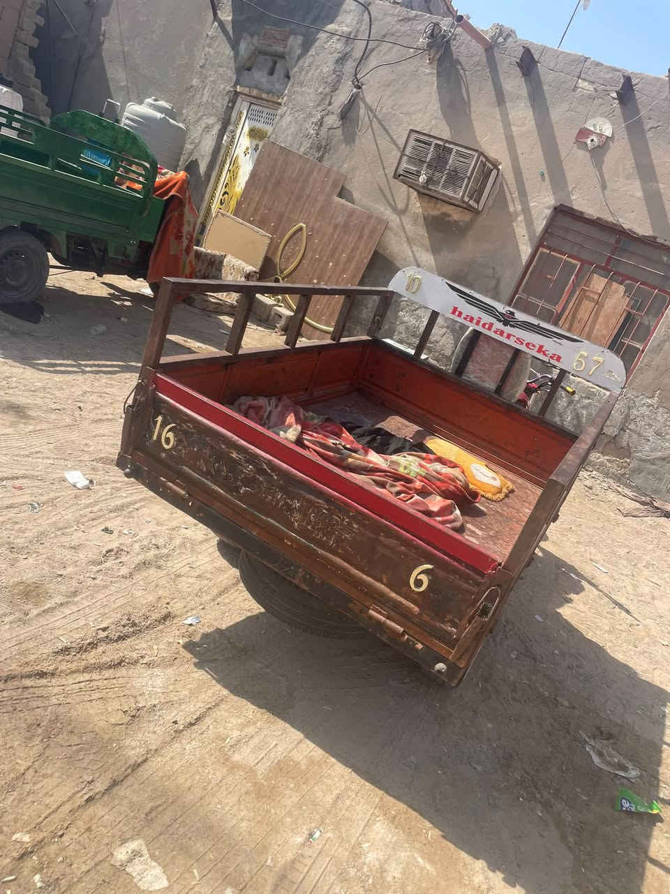 ستوته للبيع MTR مديل 15 مكينه جديده صارلها شهرين من شادها ستوته أورق  اوراقها كامله سعرها مليون ونص وبيها مجال بسيط مكاني البصرة الهارثه ناحيه المصفى  

***********
