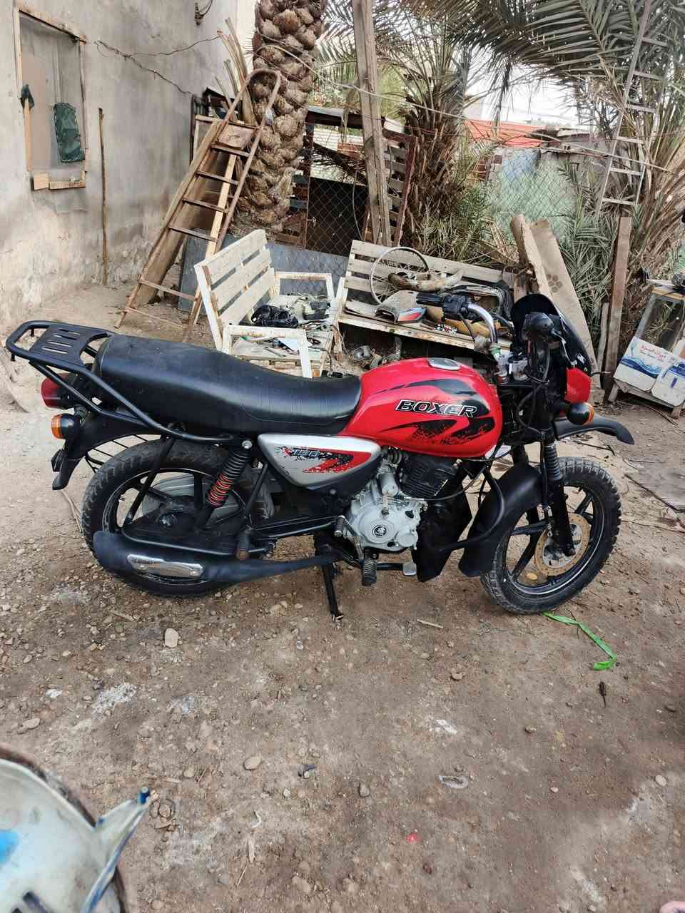 ع سلام عليكم بوكسر جبلي رقم 23ما مفتوحه عل بلاد كامله مابيها نقص سعرها 2وربع مليونين ورب مكاني شط العرب الفيحاء يم جسر خالد ***********
