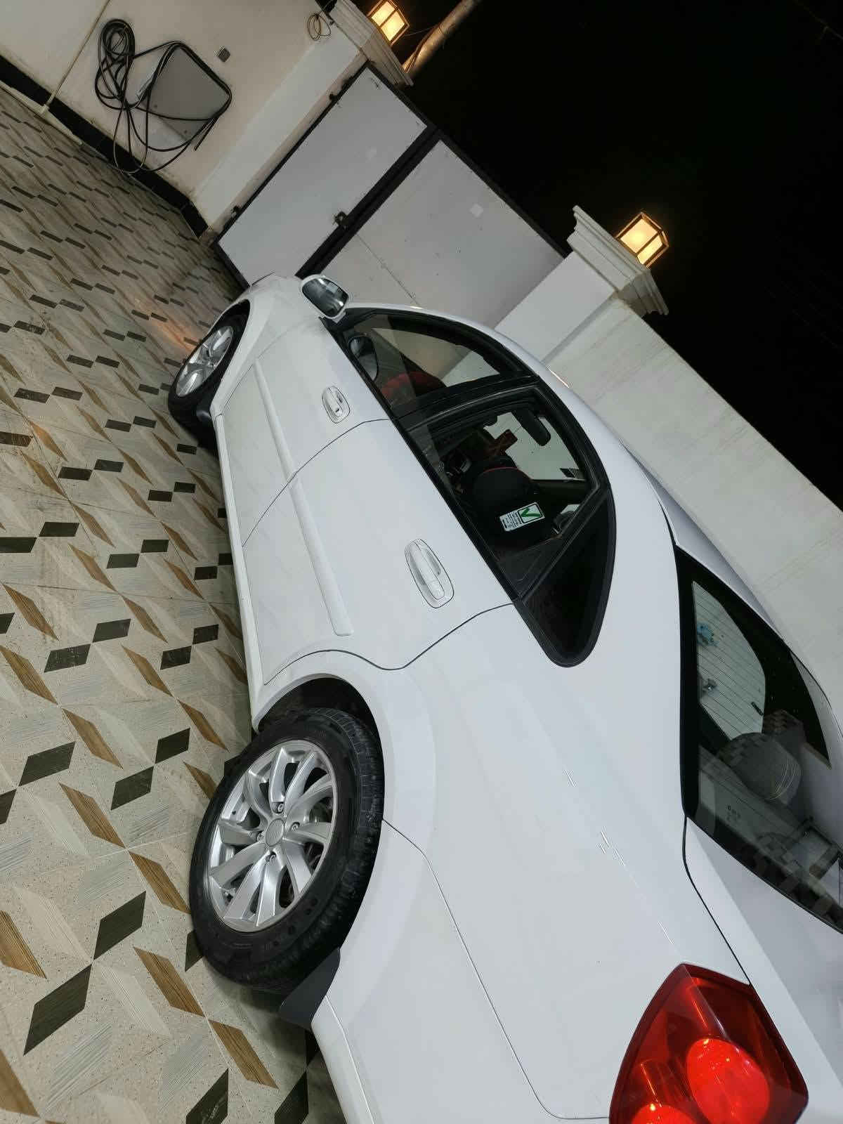 اوبترا • ٢٠١١ • محرك ١٦٠٠