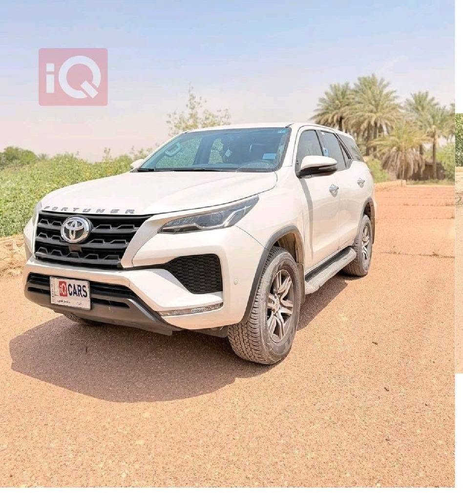 🔥 للبيع تويوتا فورجنر 2024 – 2.7 بنزين 🔥
🔥 للبيع تويوتا فورجنر 2024 – 2.7 بنزين 🔥
🚙 Toyota Fortuner 2024 ▫️ اللون: أبيض 🤍
▫️ المحرك: 2.7 بنزين
▫️ الممشى: 48,000 كم
▫️ السيارة عائلية ومريحة وقوية
▫️ صيانة منتظمة وحالتها جيدة جداً
▫️ استخدام شخصي
⚠️ يوجد صبغ/تصليح بباب السائق نتيجة حادث سابق،
⚠️ يوجد تصليح جاملغ عكس جهة السايق تعديل بارد
 والتفاصيل واضحة للمشتري بكل أمانة.
💰 السعر: [270]$
📍 الموقع: بغداد
📞 للاستفسار: ***********
للمهتمين الجادين فقط، والمعاينة خير دليل.
