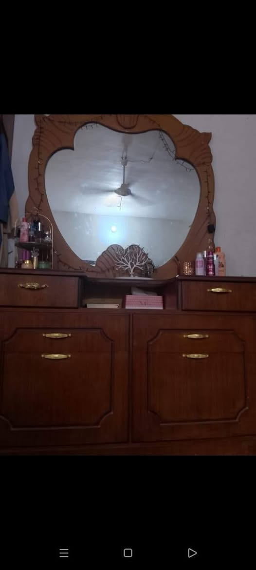 غرفة اخشاب موديل قديم خشب حفر واتساب ***********
